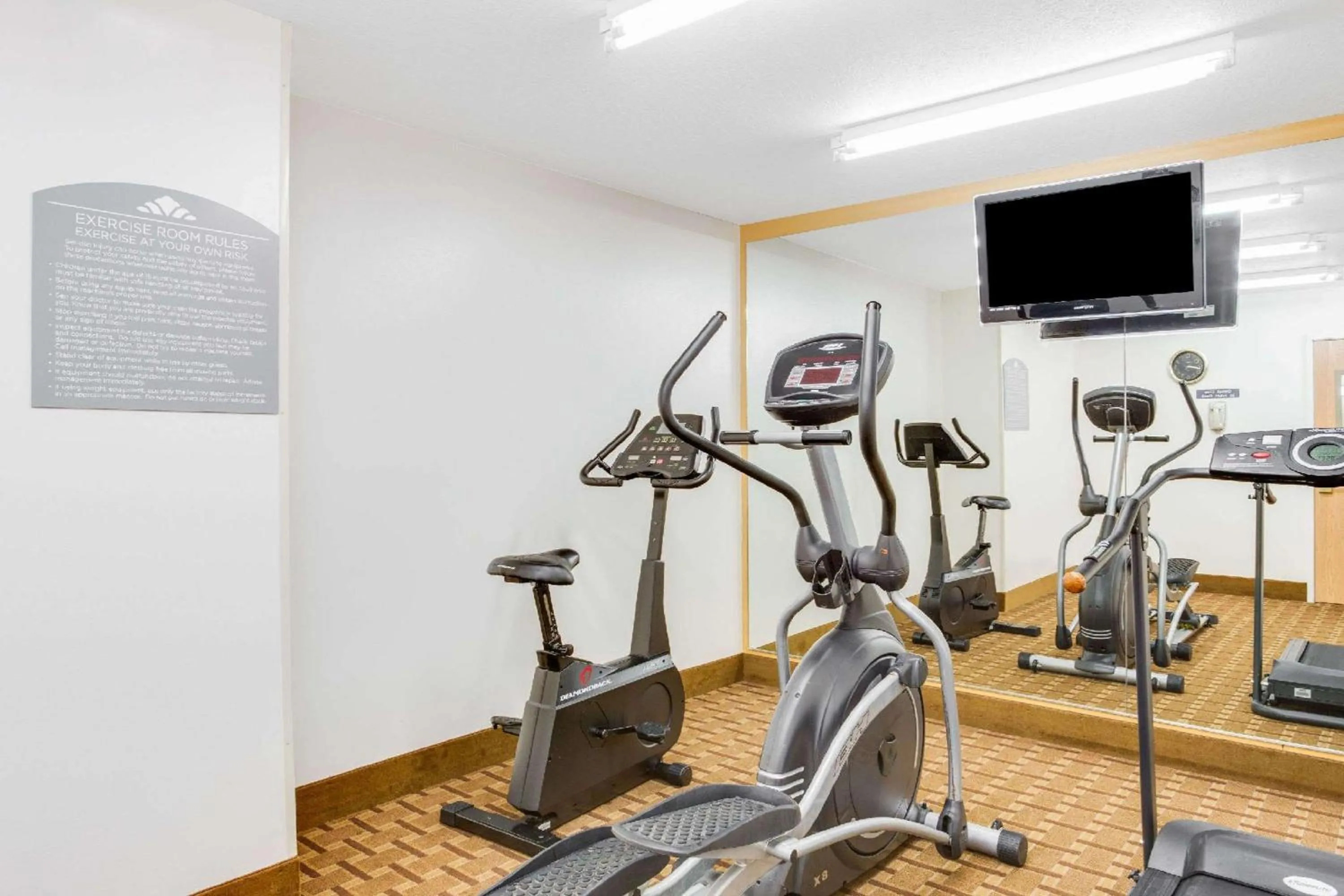 Fitness centre/facilities in SureStay Hotel by Best Western Christiansburg Blacksburg