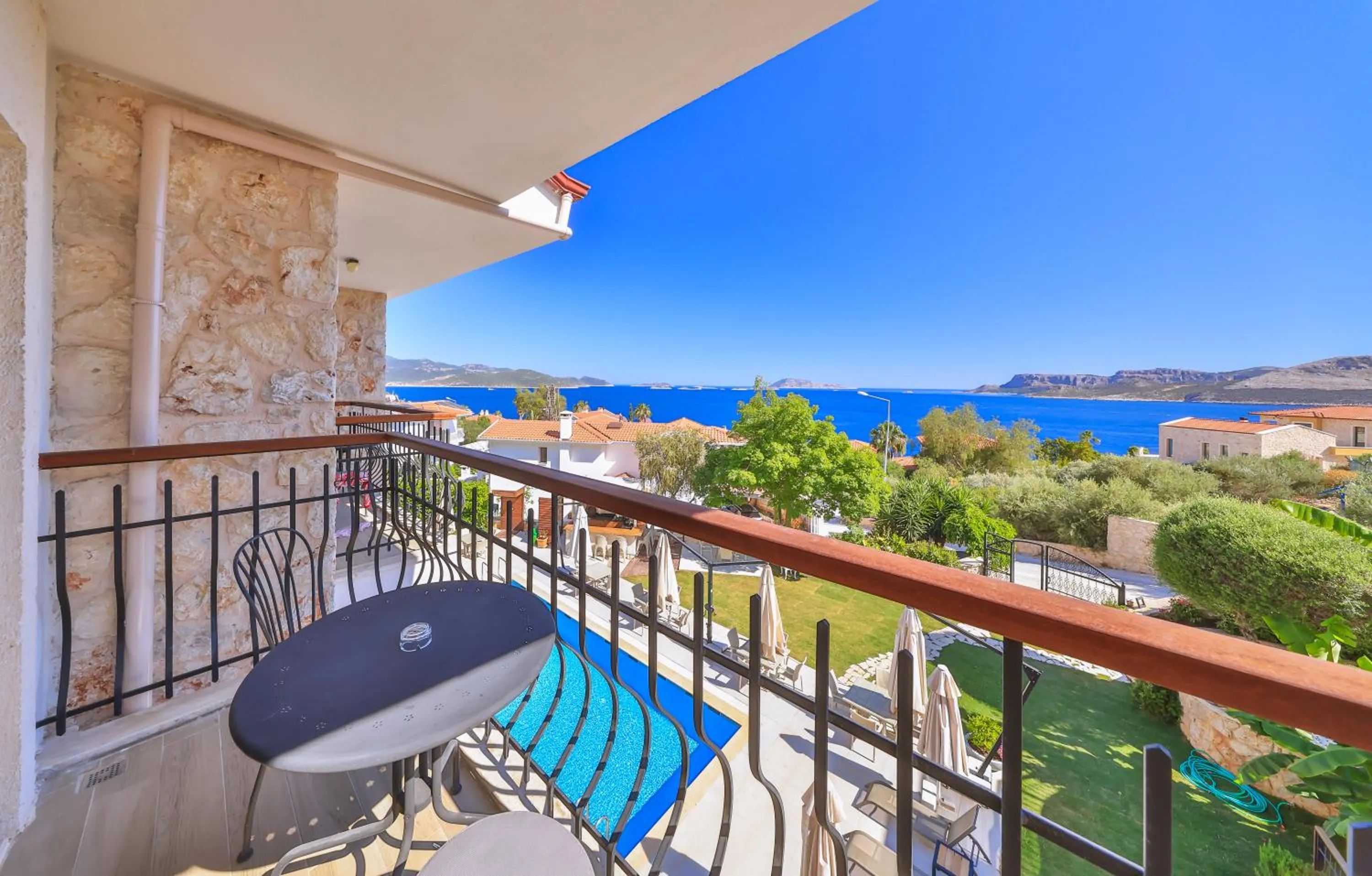 Balcony/Terrace in Molino Hotel