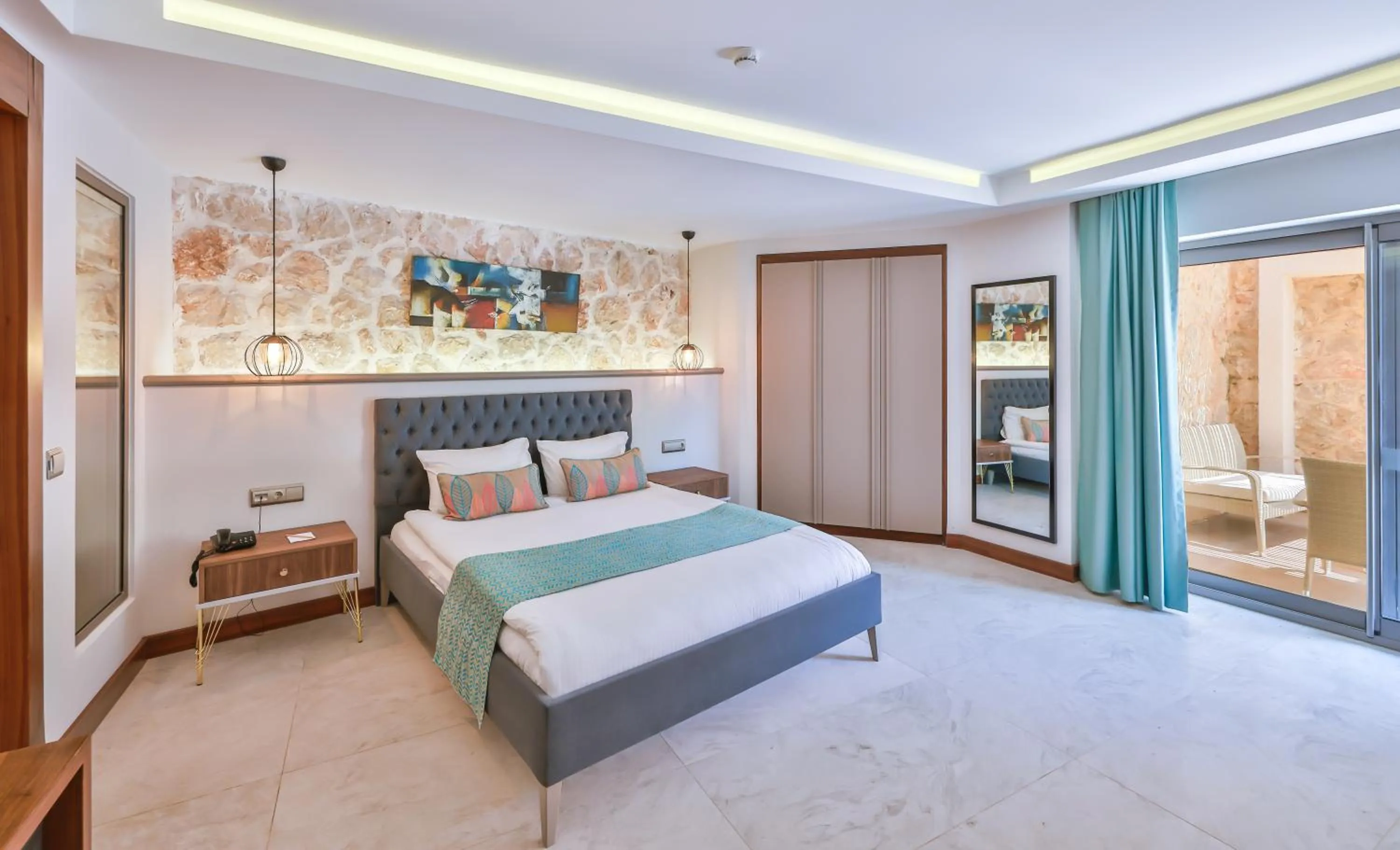 Photo of the whole room, Bed in Molino Hotel