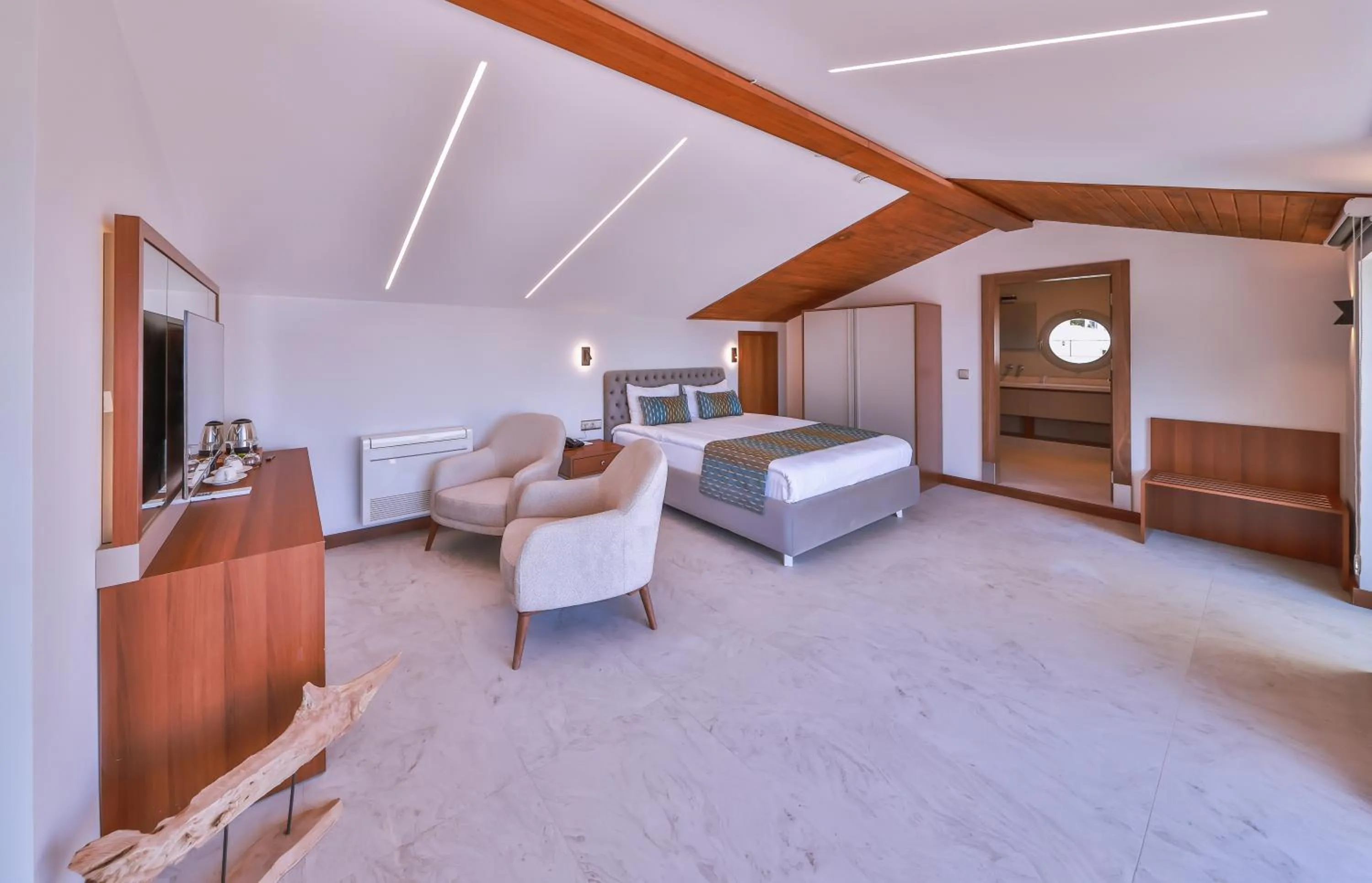 Photo of the whole room in Molino Hotel