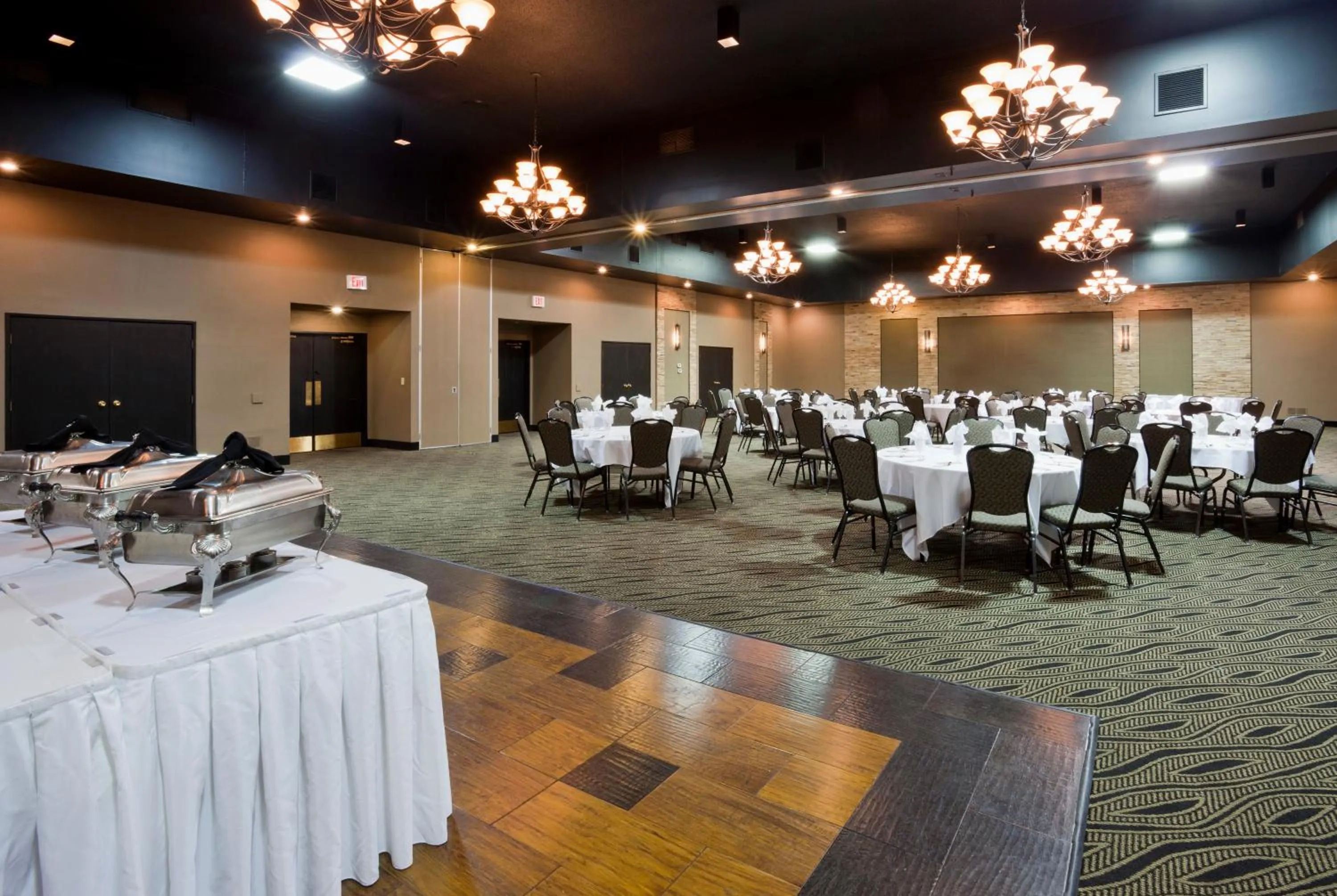 Business facilities in Carrollton Hotel