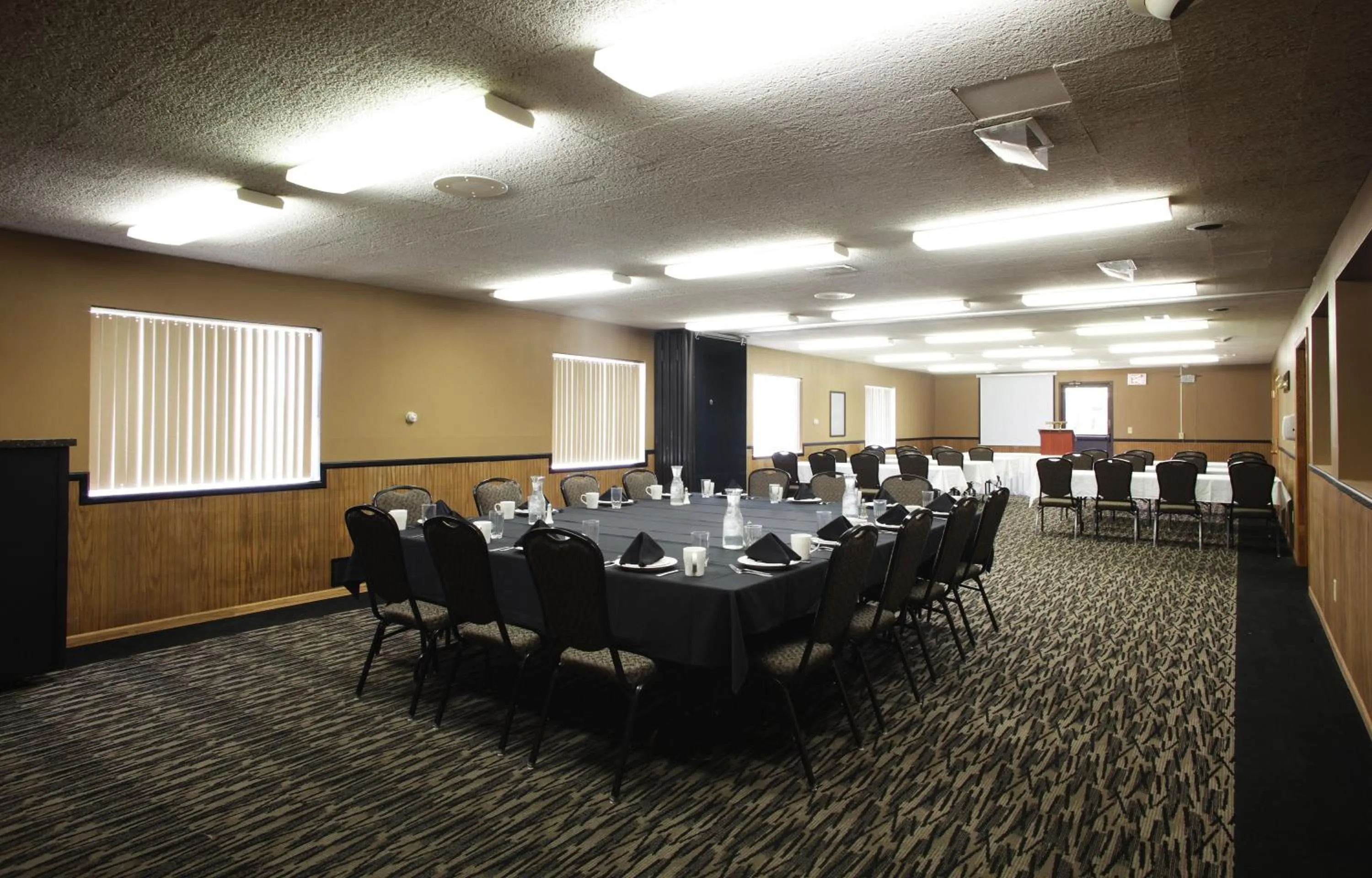 Banquet/Function facilities in Carrollton Hotel