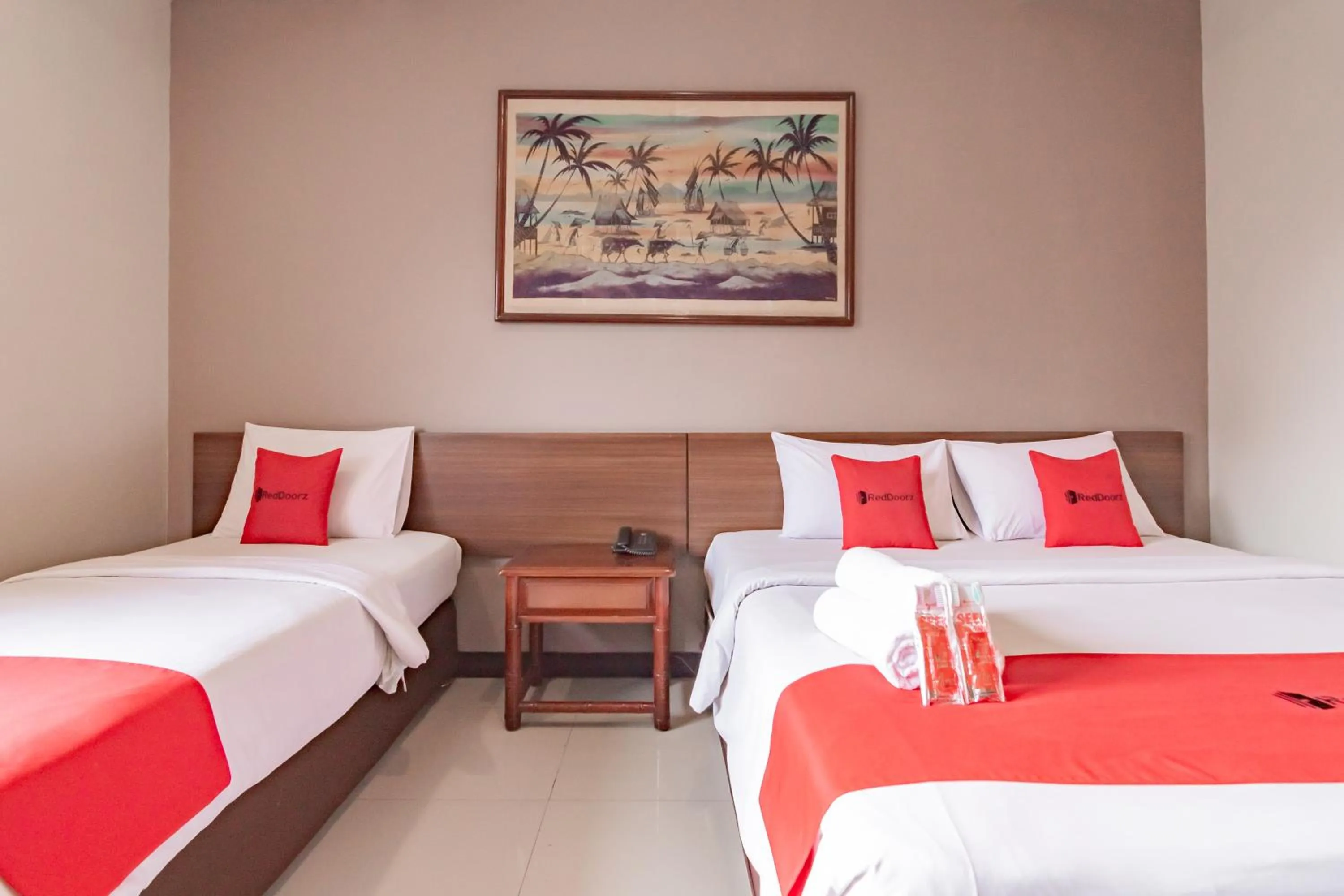 Bedroom, Bed in RedDoorz near Simpang Dago 2