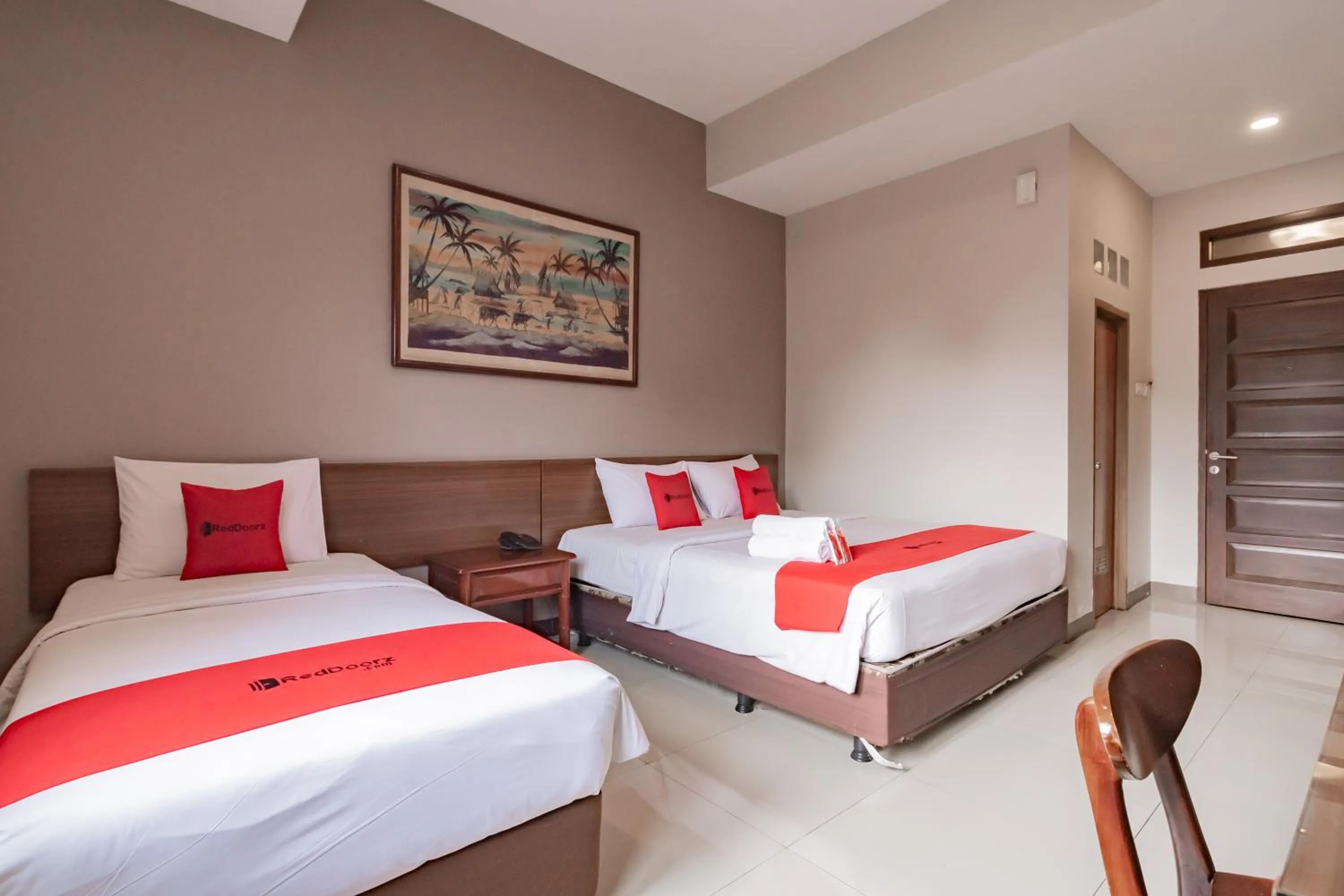Bedroom, Bed in RedDoorz near Simpang Dago 2