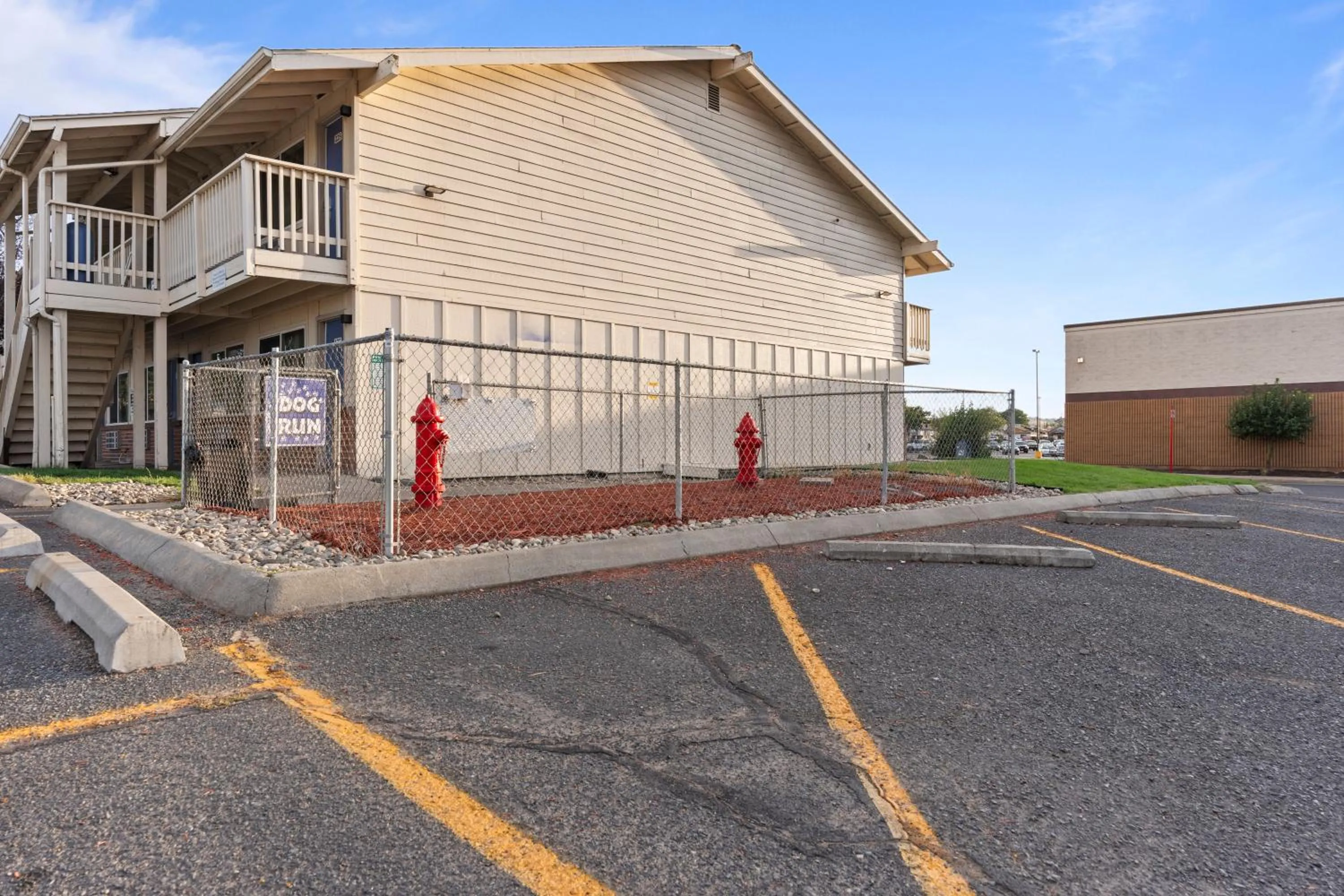 Parking in Motel 6 Clarkston WA