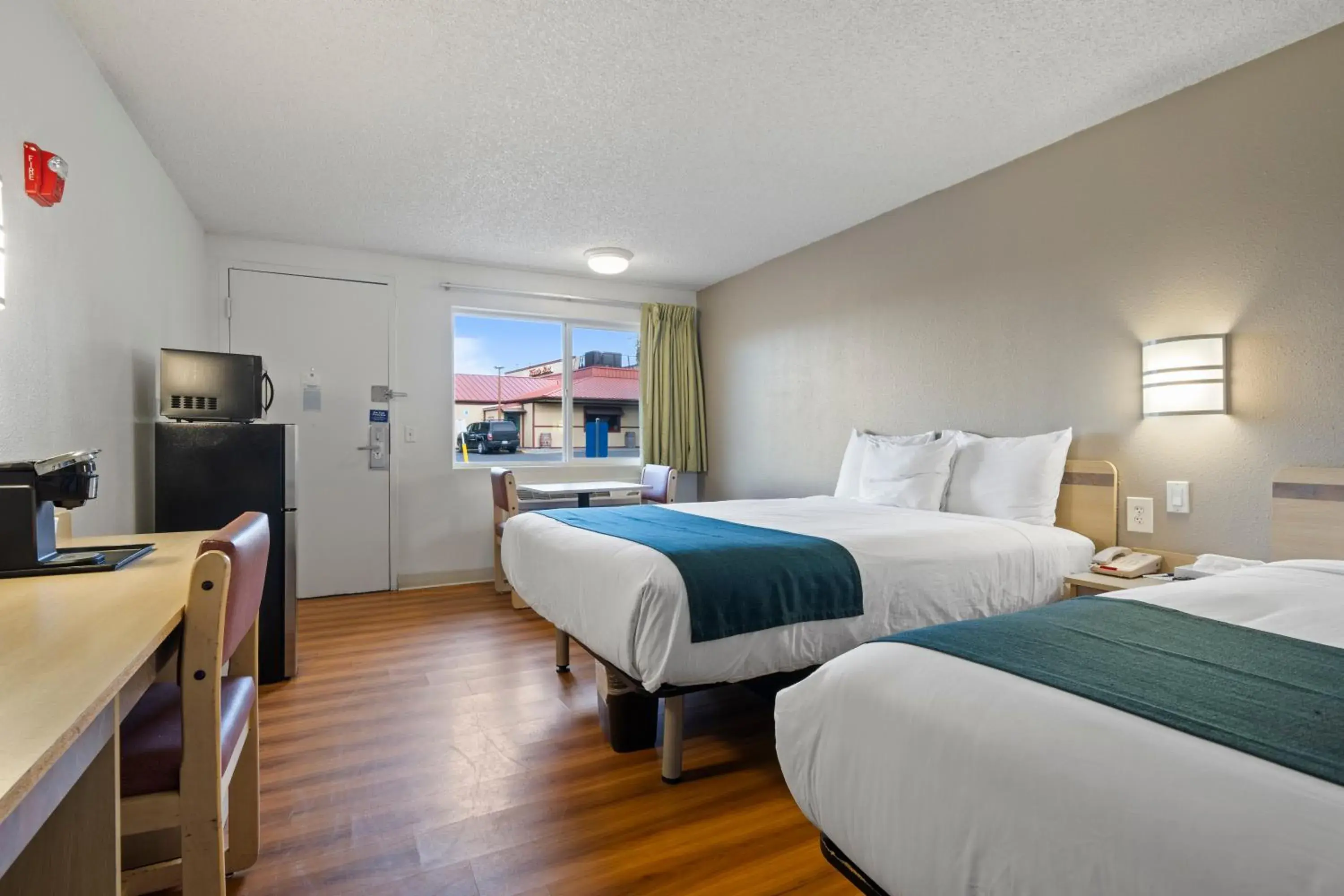 Queen Room with Two Queen Beds - single occupancy - Non-Smoking in Motel 6 Clarkston WA Queen Room with Two Queen Beds - single occupancy - Non-Smoking in Motel 6 Clarkston WA