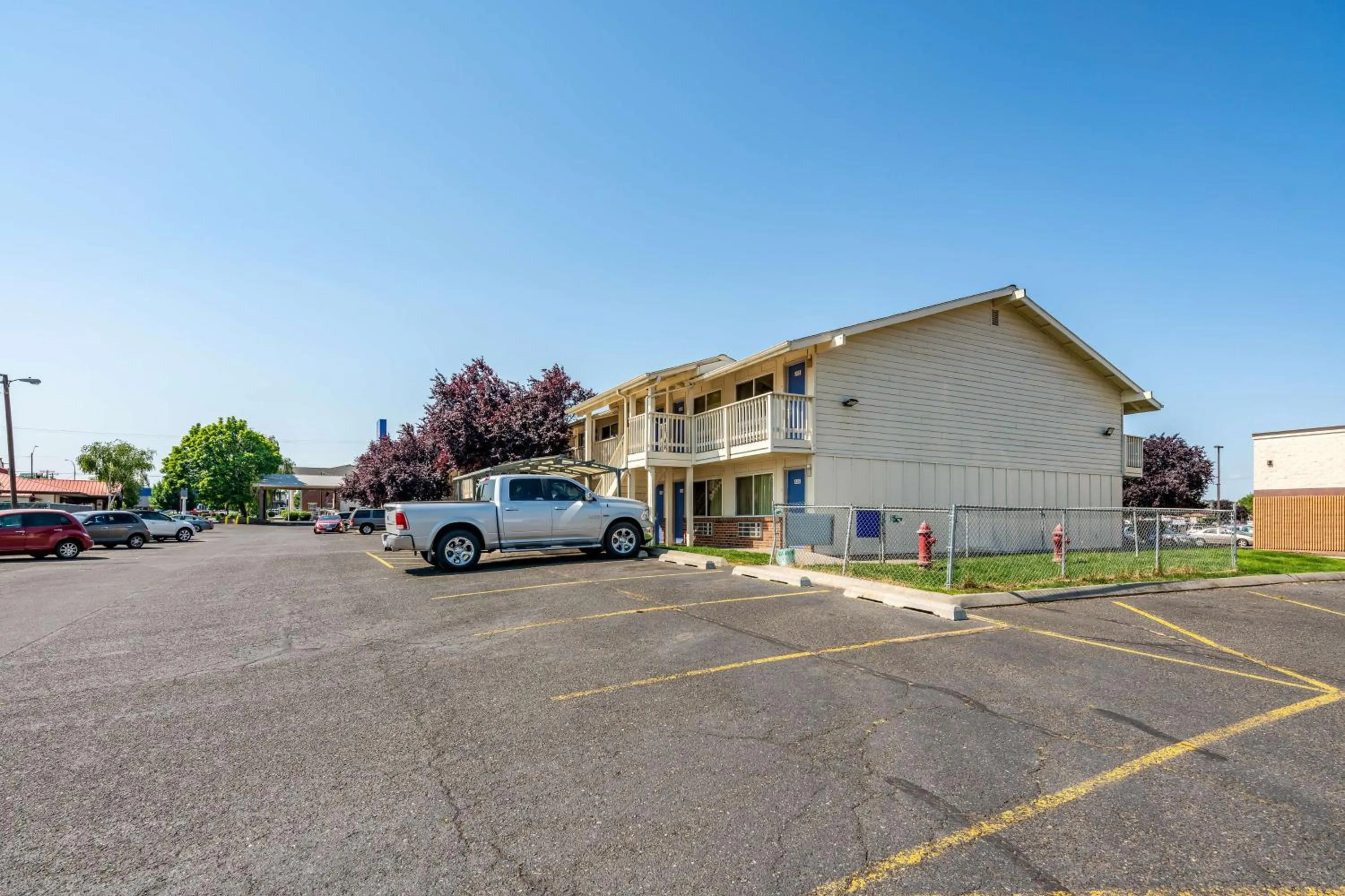 Property building in Motel 6 Clarkston WA