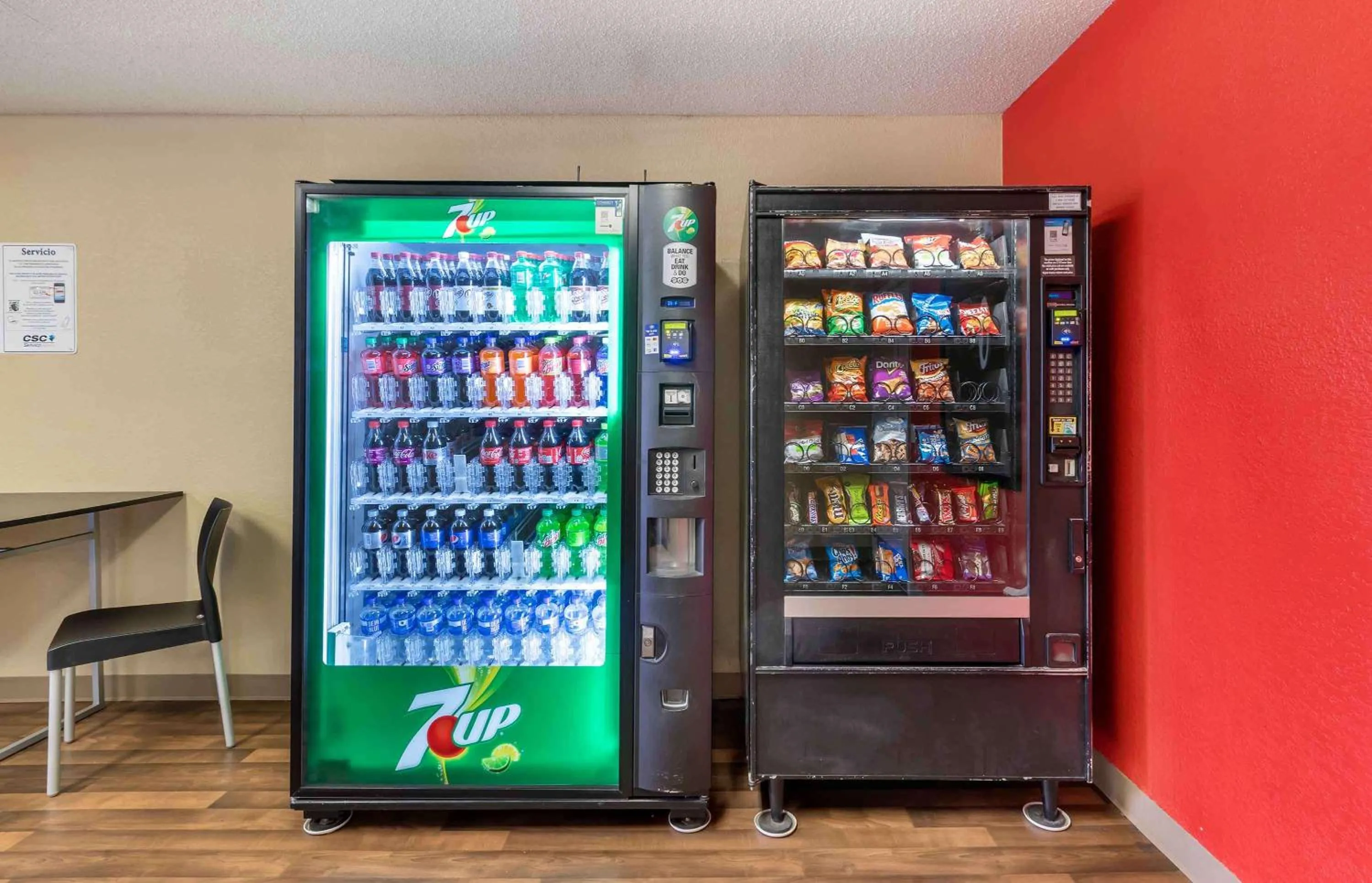 Property building in Extended Stay America Select Suites - Des Moines - West Des Moines