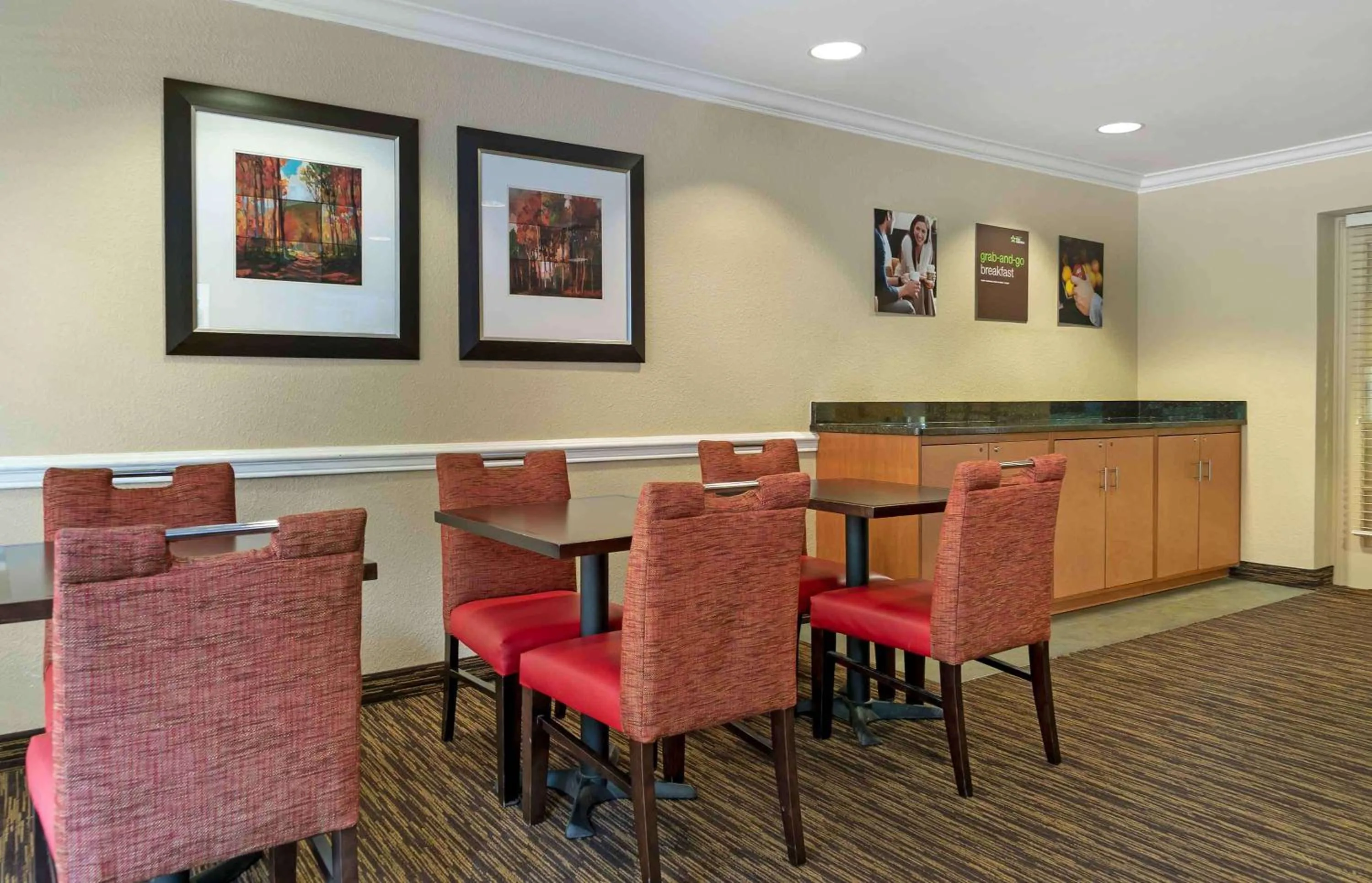 Restaurant/places to eat in Extended Stay America Suites - Detroit - Novi - Orchard Hill Place