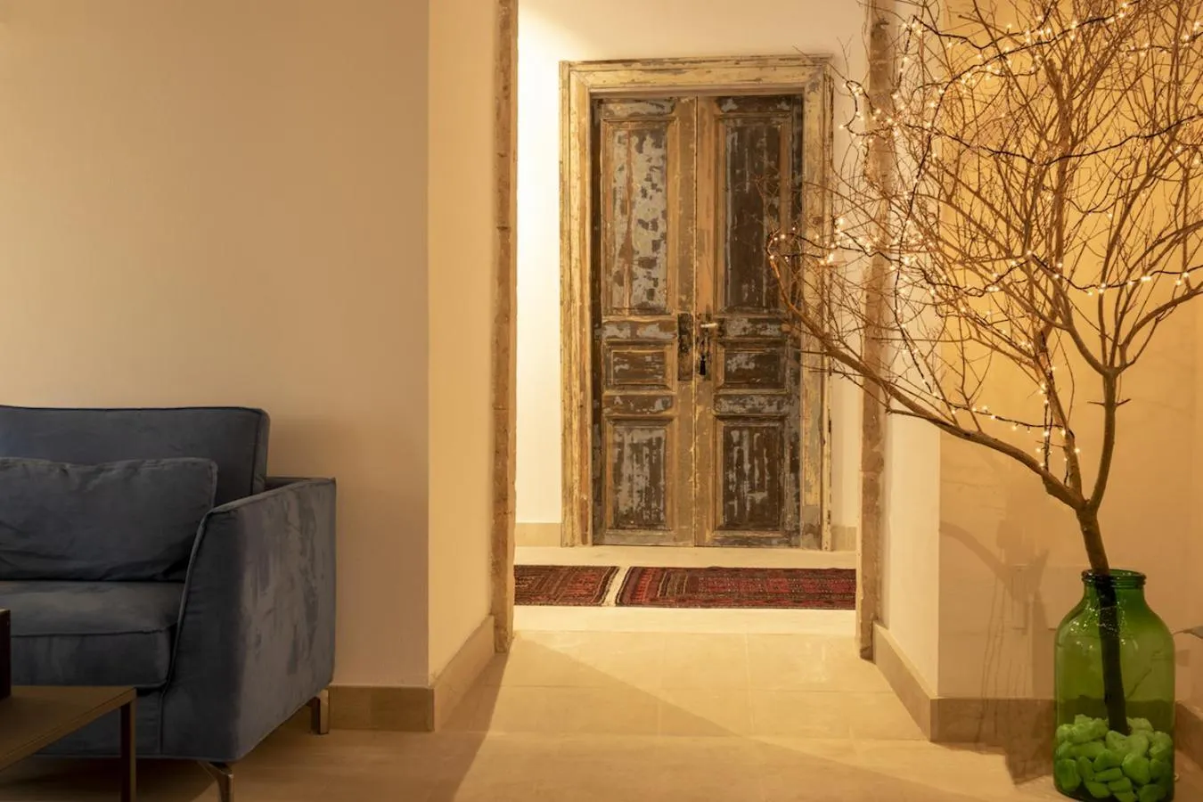 Seating area in Isabella di Castiglia Apartments