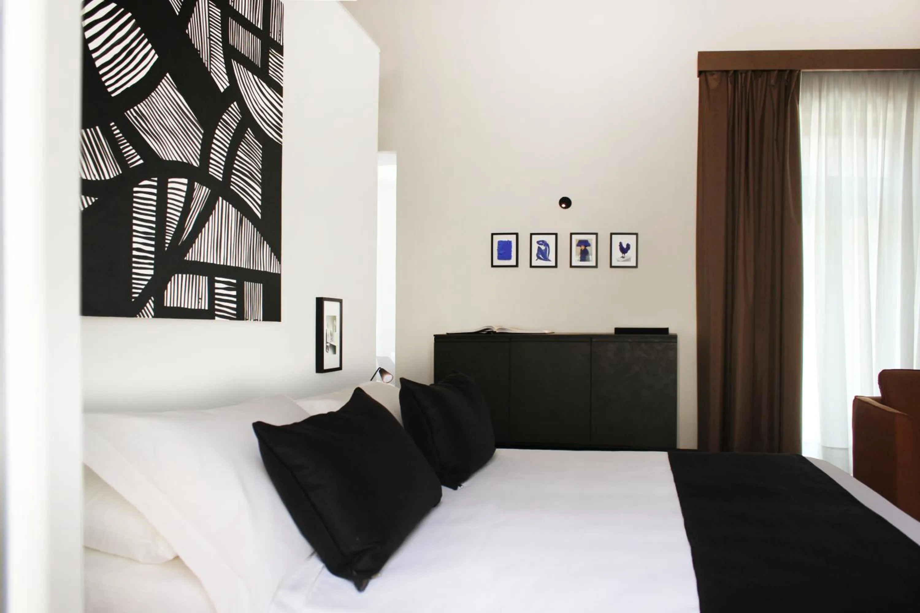 Photo of the whole room, Bed in Isabella di Castiglia Apartments