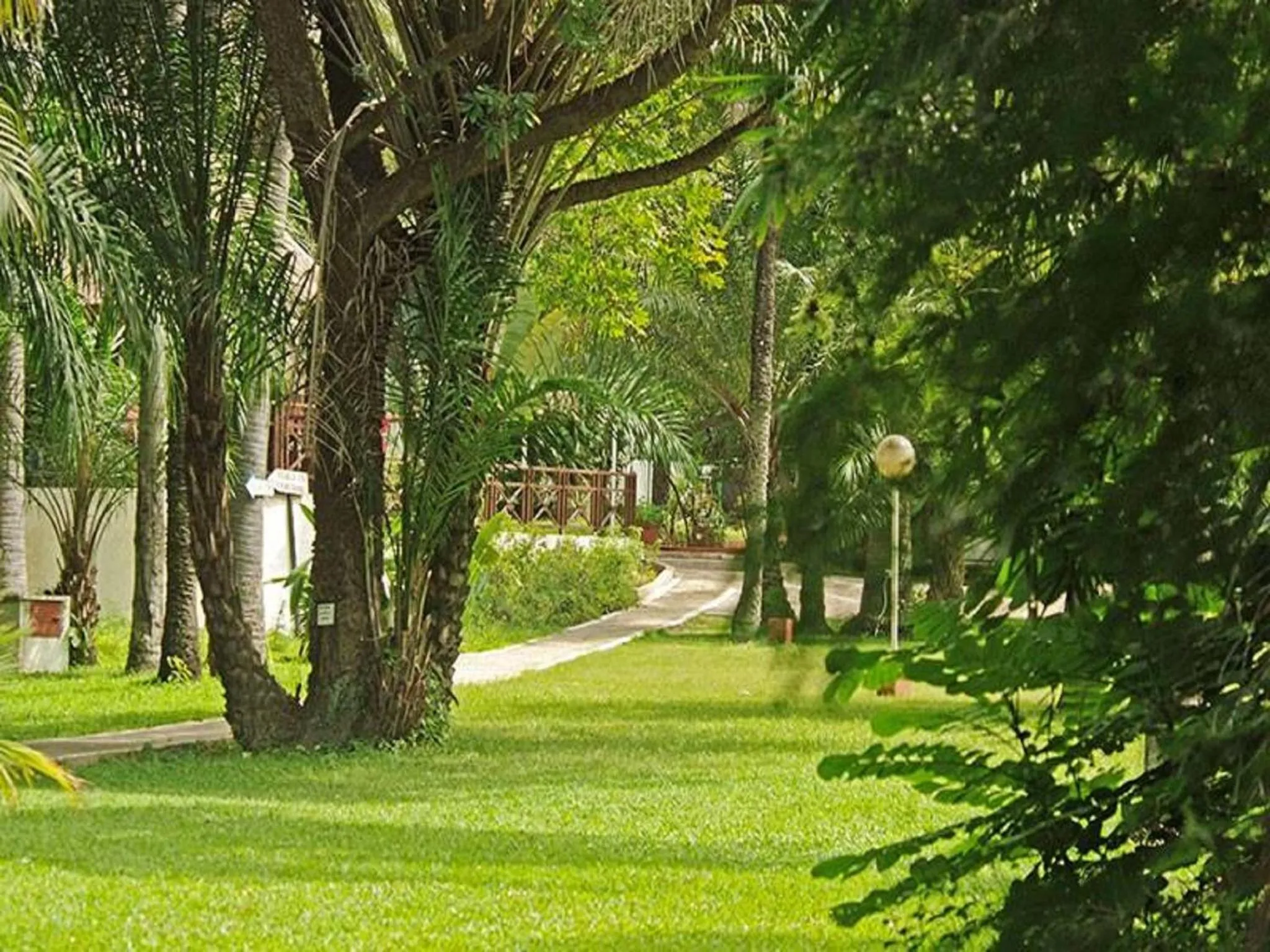 Garden in Senegambia Beach Hotel