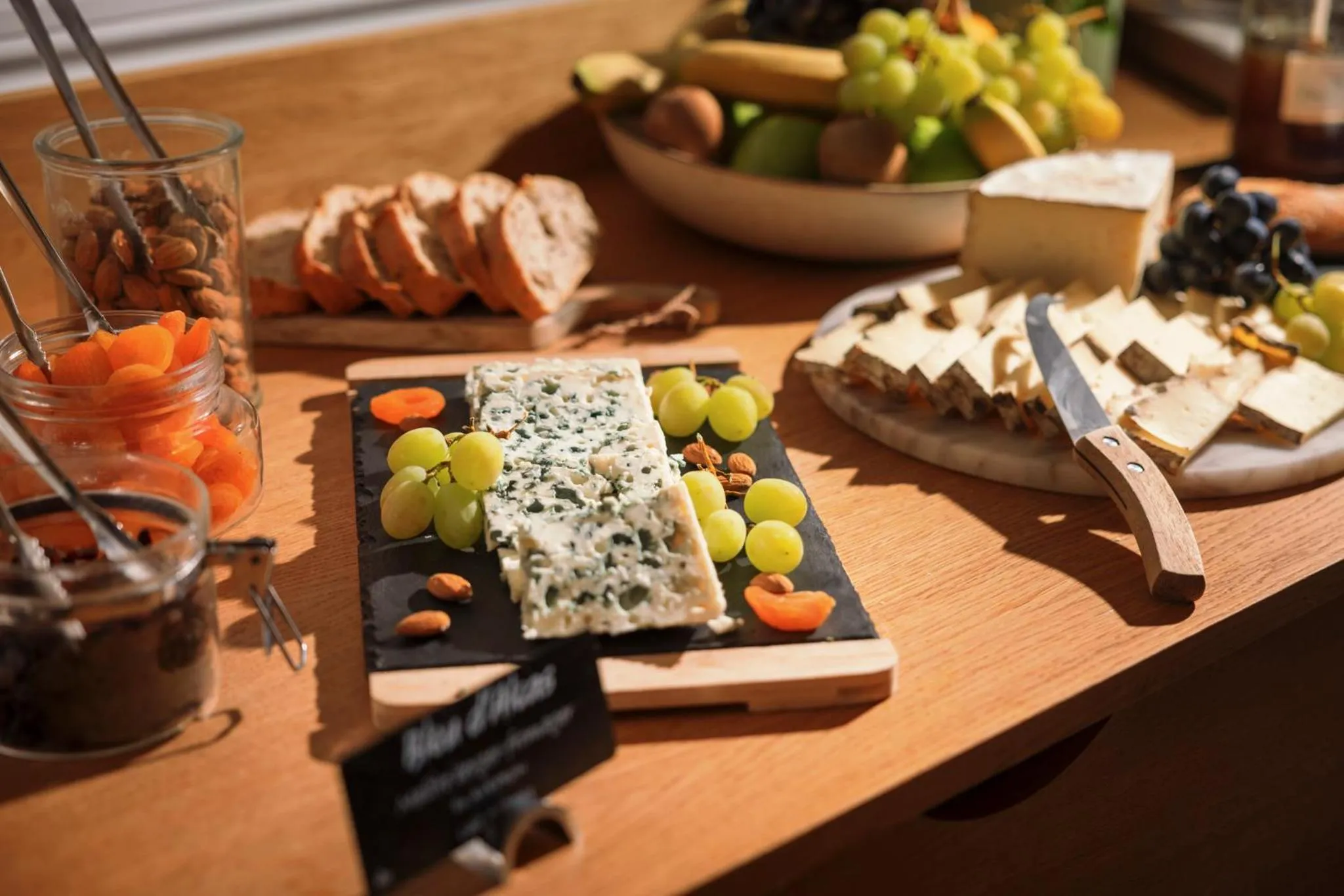 Food and drinks in Best Western Hotel Lakmi Nice