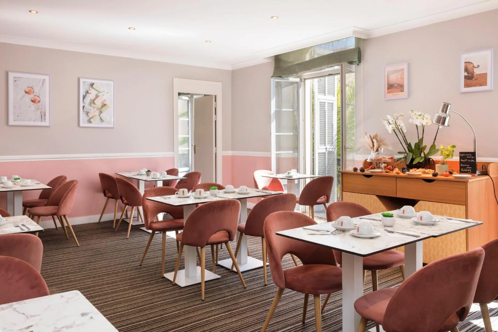 Restaurant/places to eat in Best Western Hotel Lakmi Nice