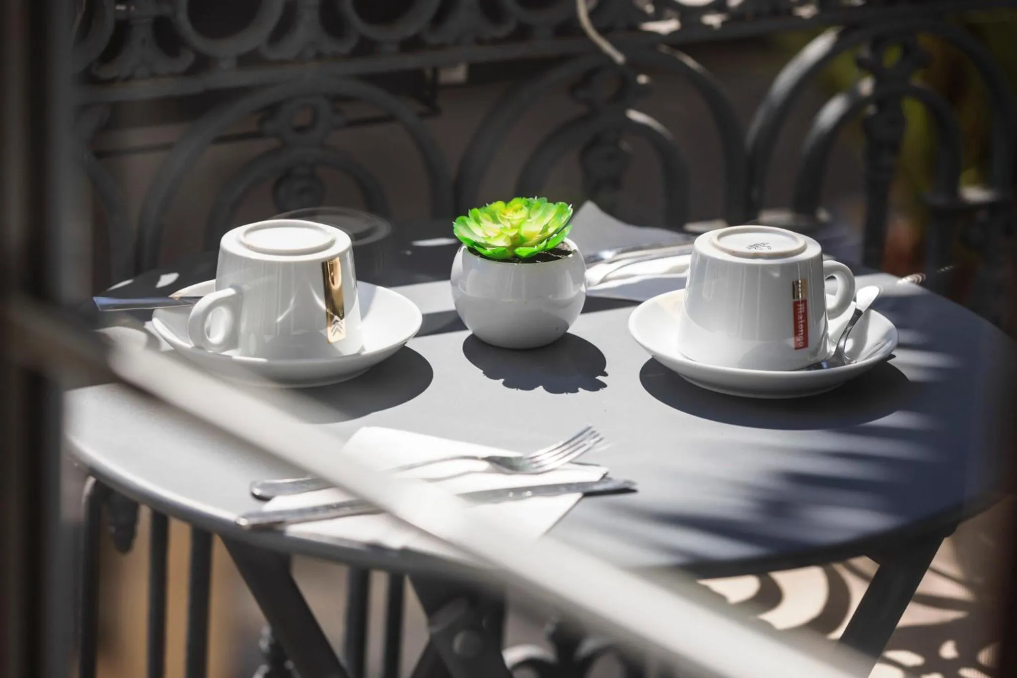 Day in Best Western Hotel Lakmi Nice