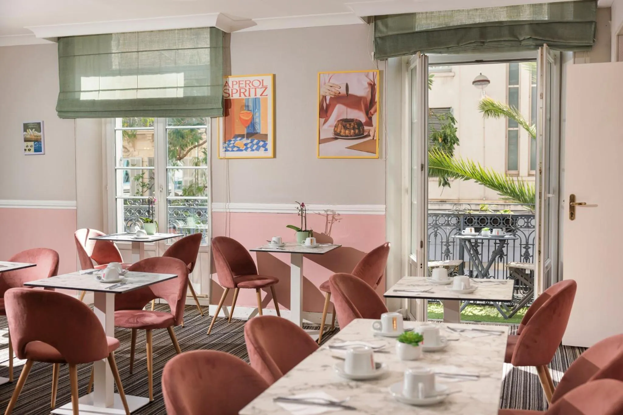 Breakfast in Best Western Hotel Lakmi Nice