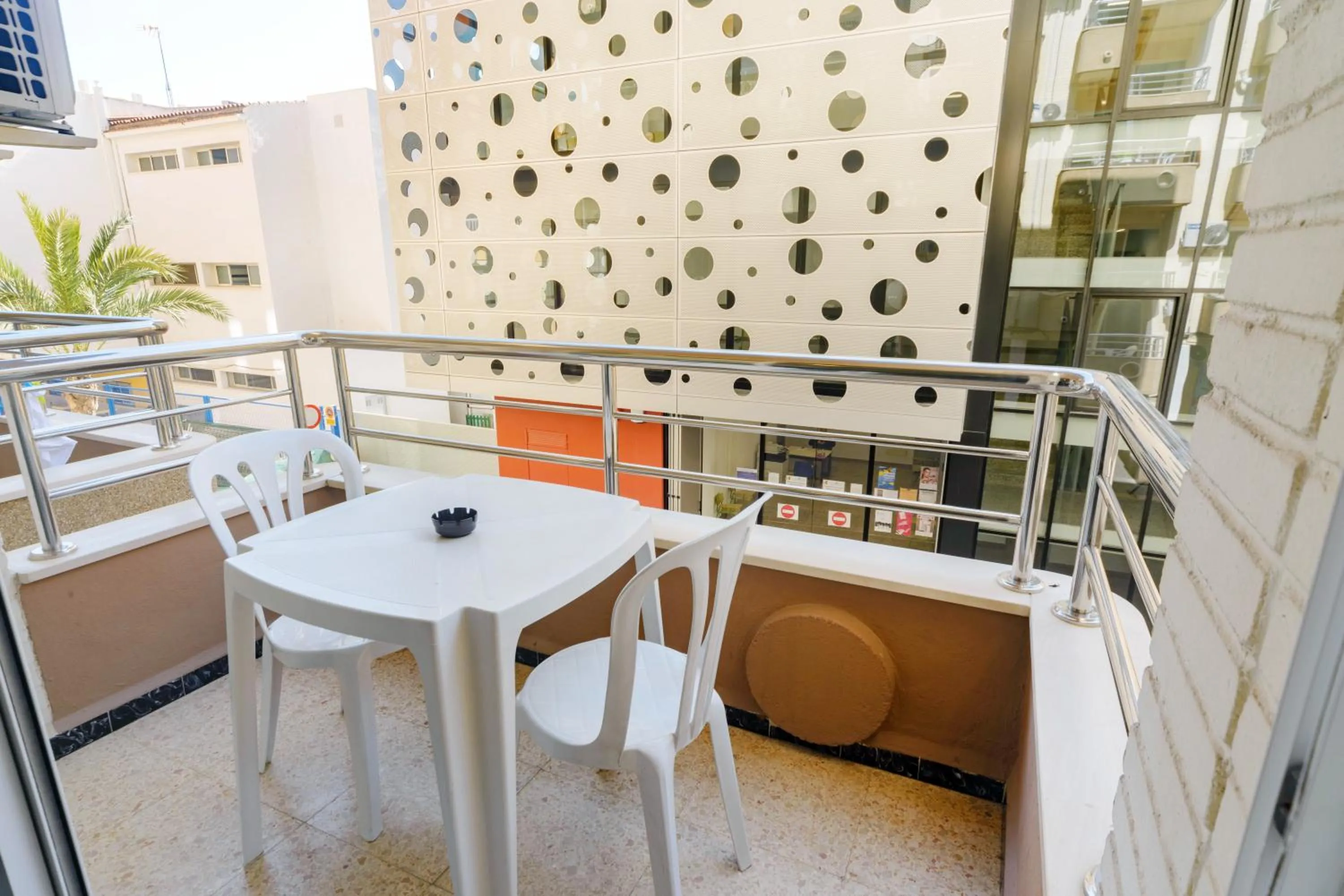 Balcony/Terrace in Hostal Anna Benidorm