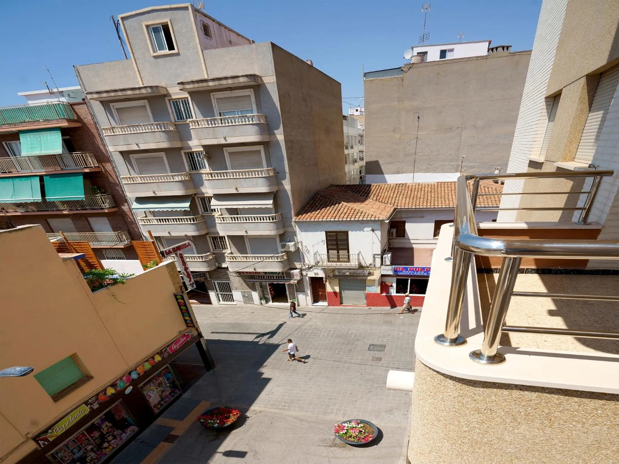 Property building in Hostal Anna Benidorm