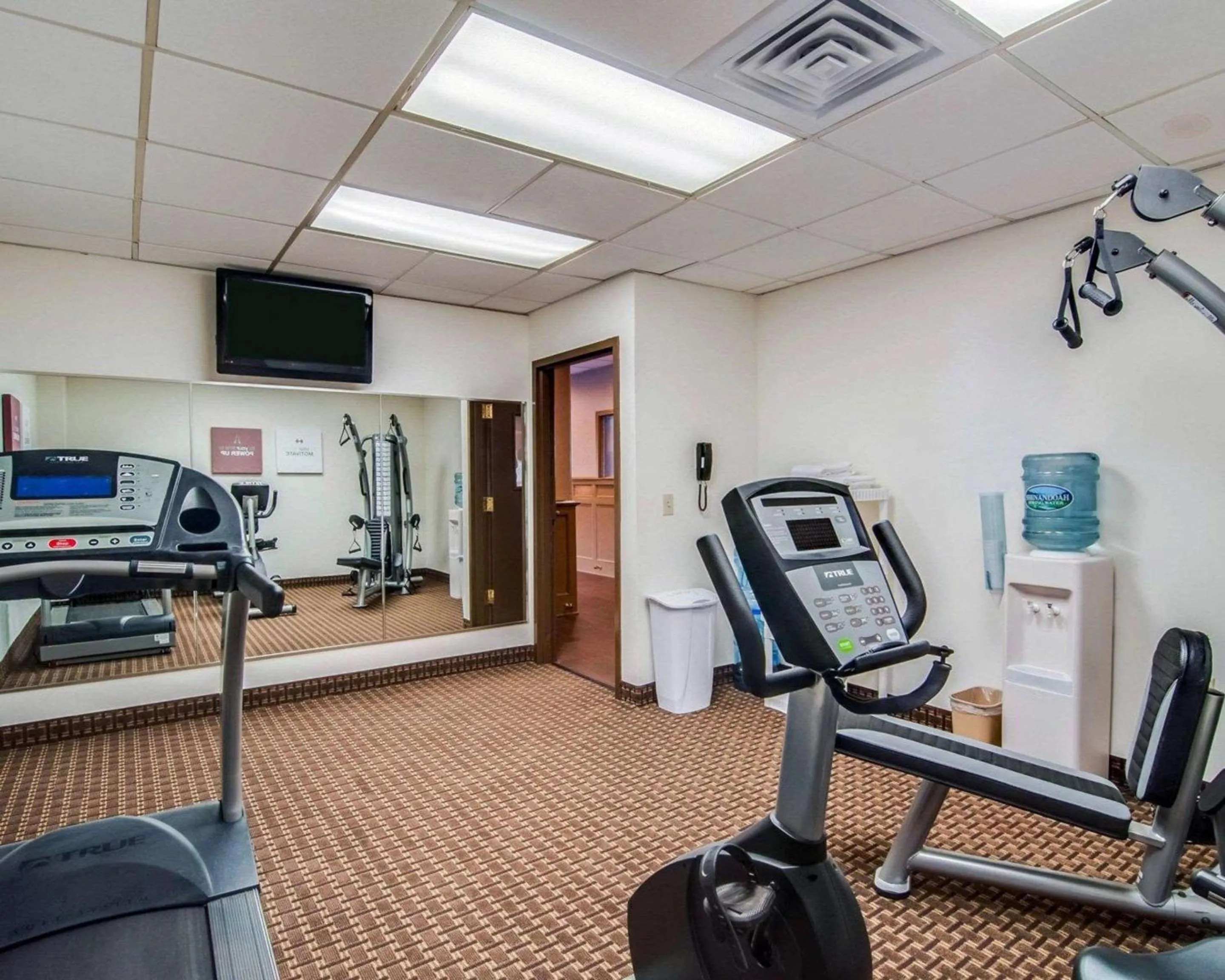 Fitness centre/facilities in Comfort Inn & Suites Raphine - Lexington near I-81 and I-64