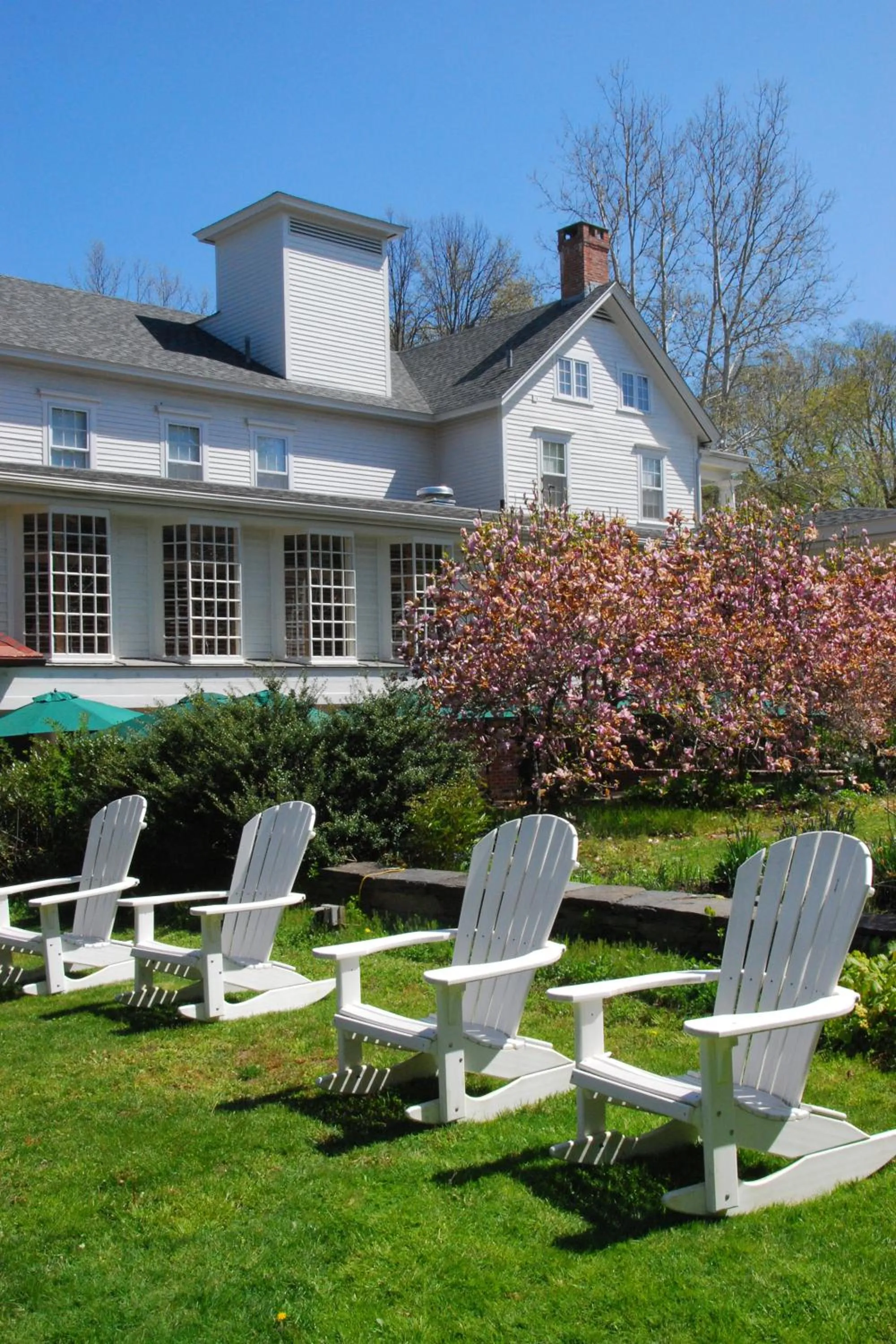 Garden view in Deerfield Inn