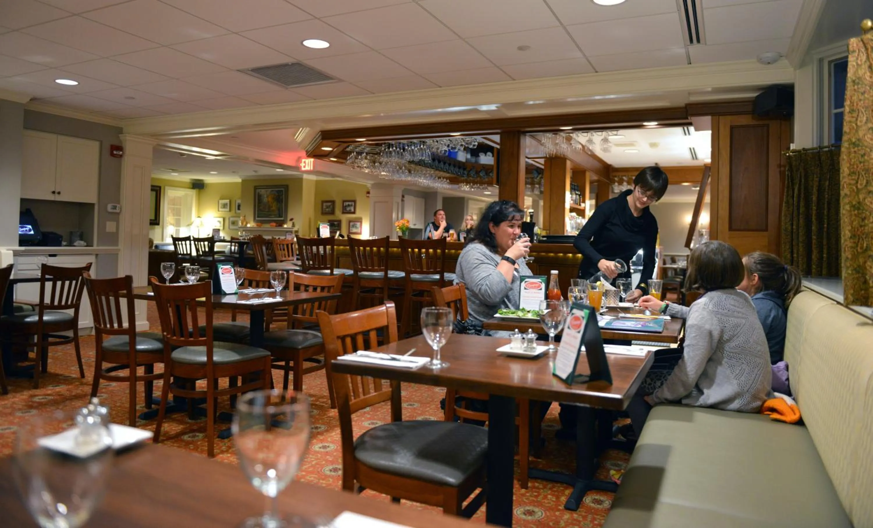 Food and drinks in Deerfield Inn