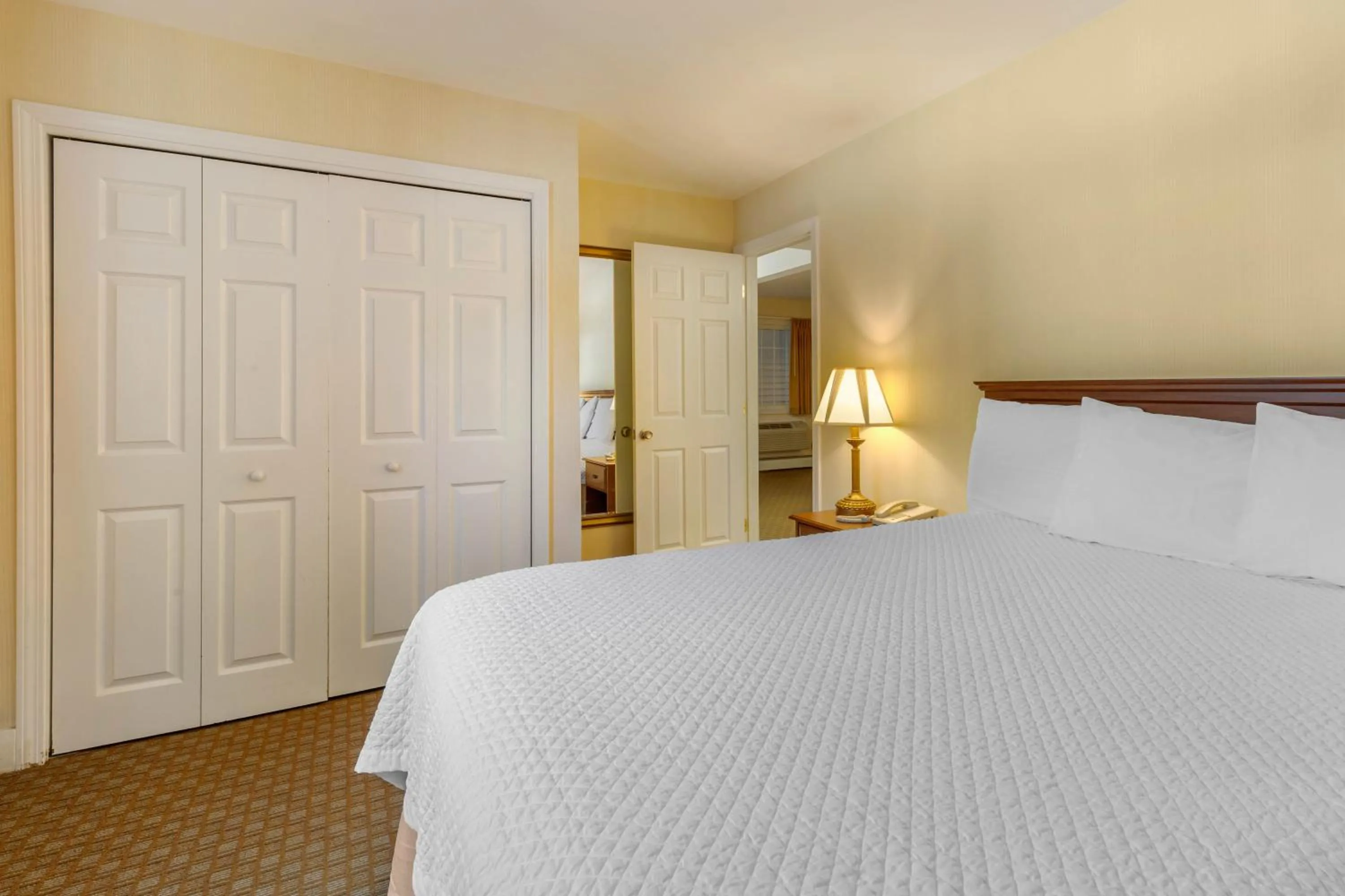 Bed in Ogunquit Hotel and Suites