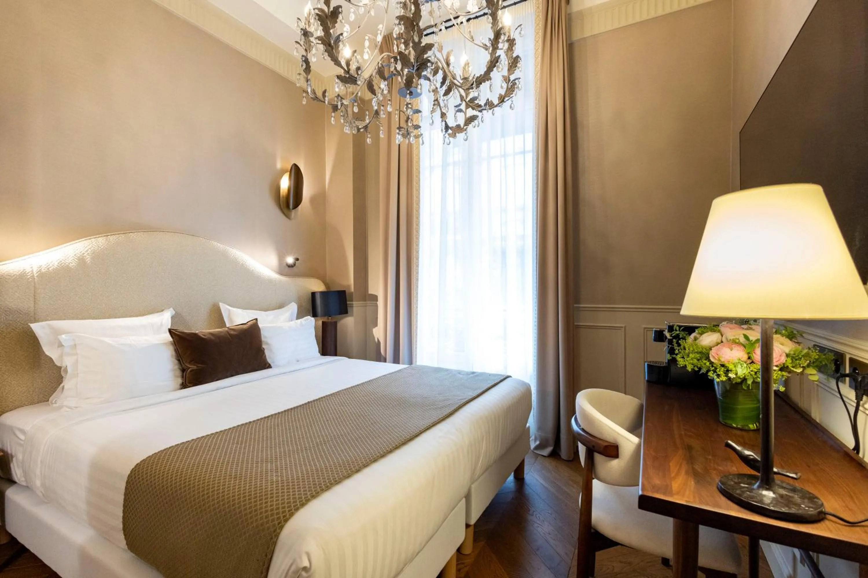 Bed in Hotel Residence Foch