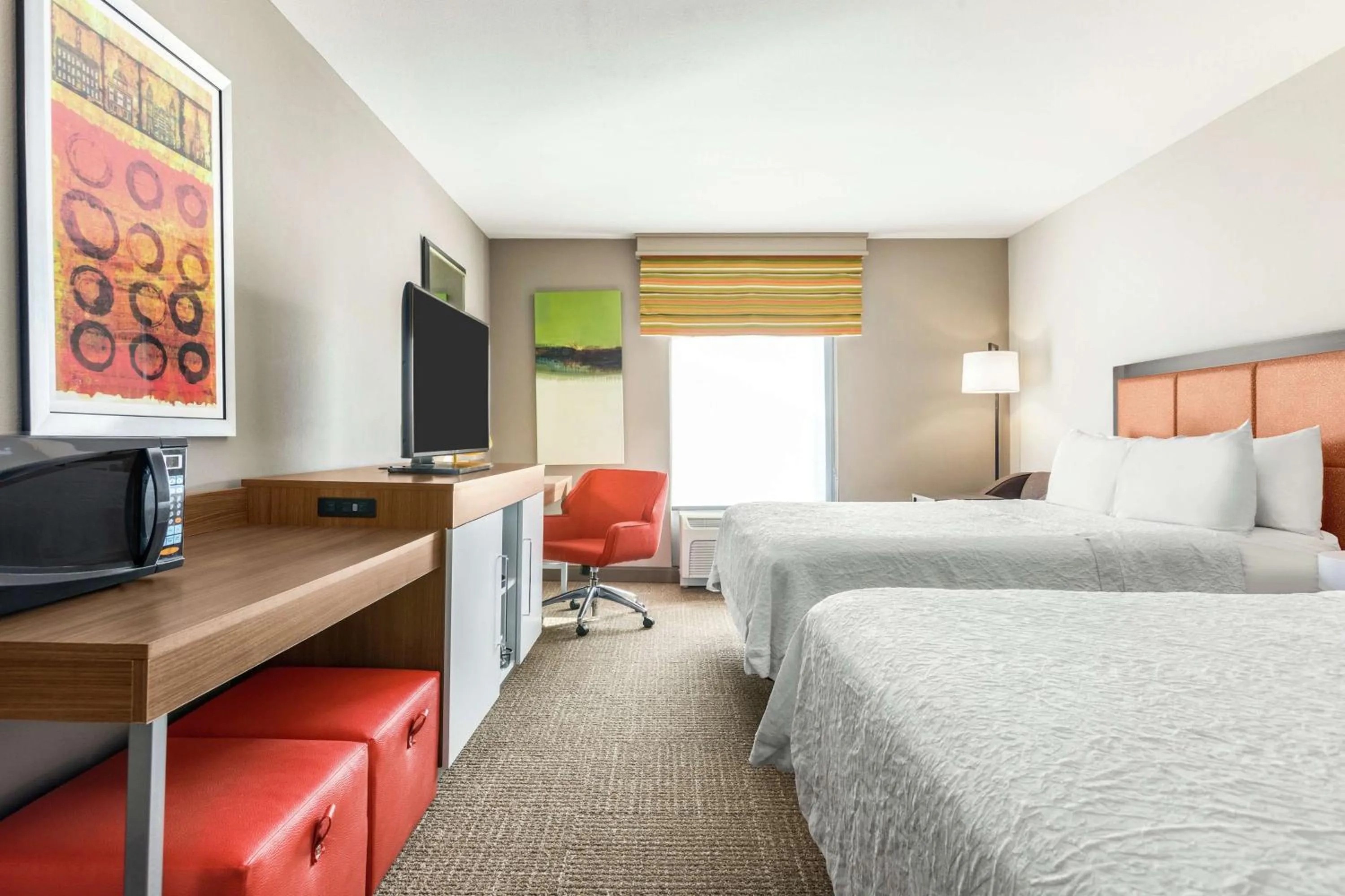 Bedroom, Bed in Hampton Inn Athens