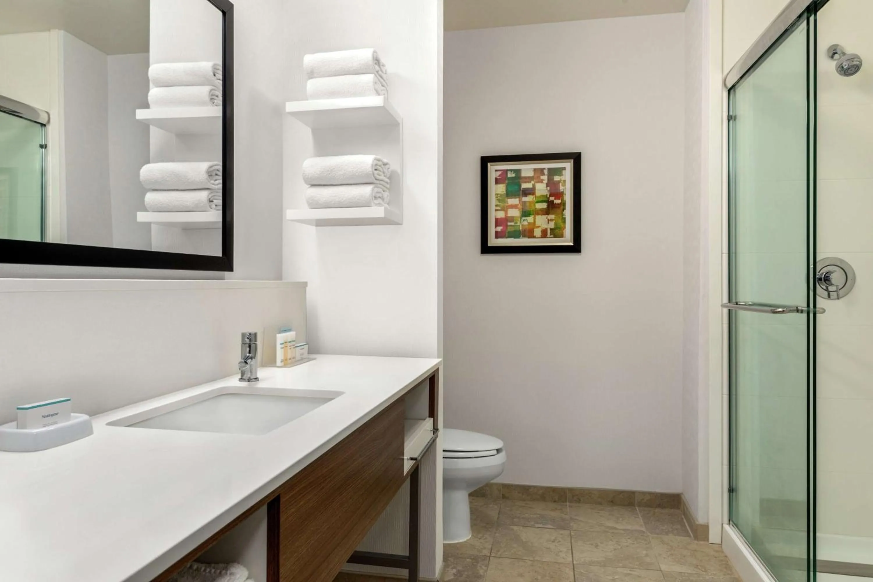 Bathroom in Hampton Inn Athens