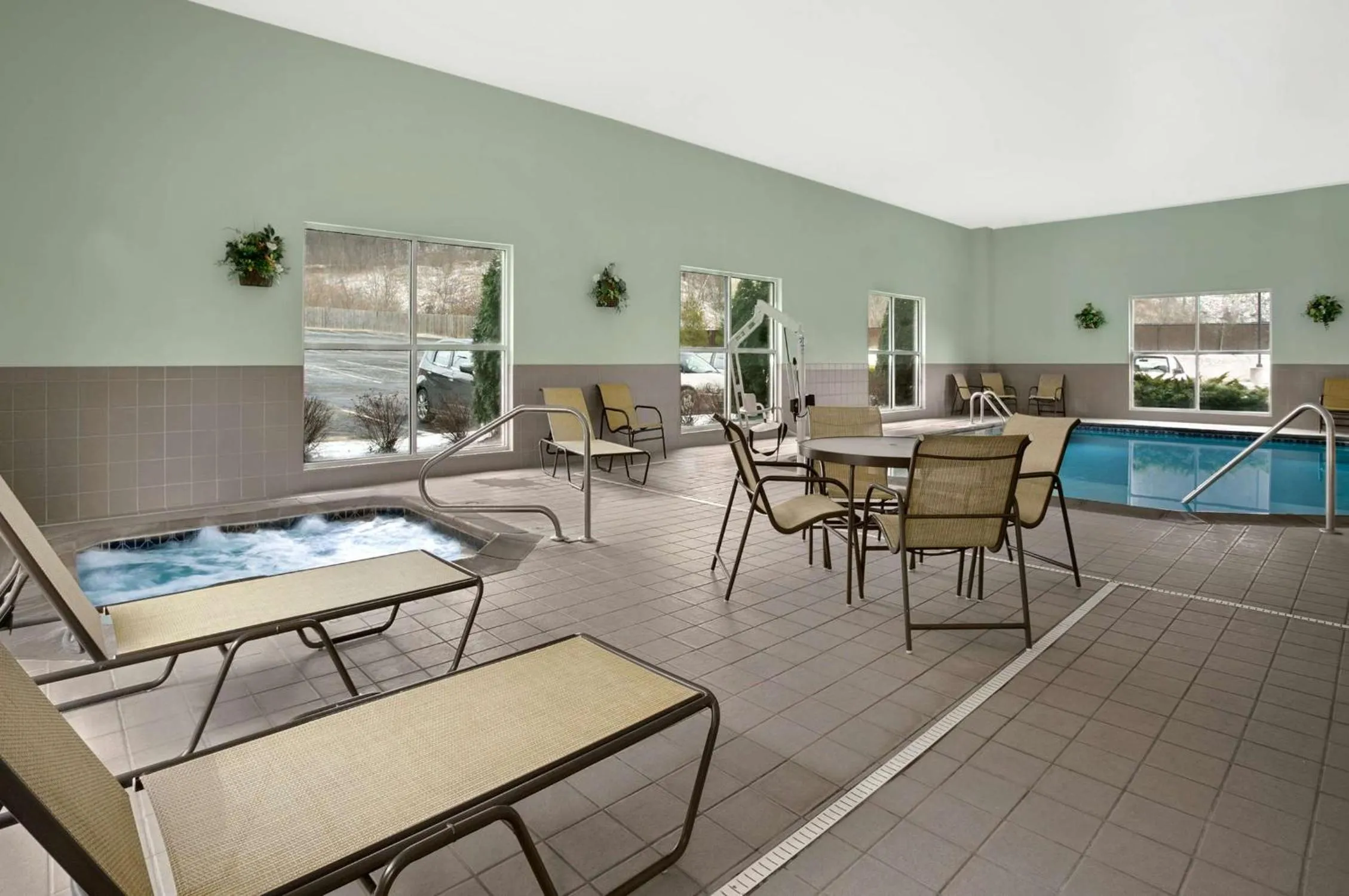 Pool view in Hampton Inn Athens