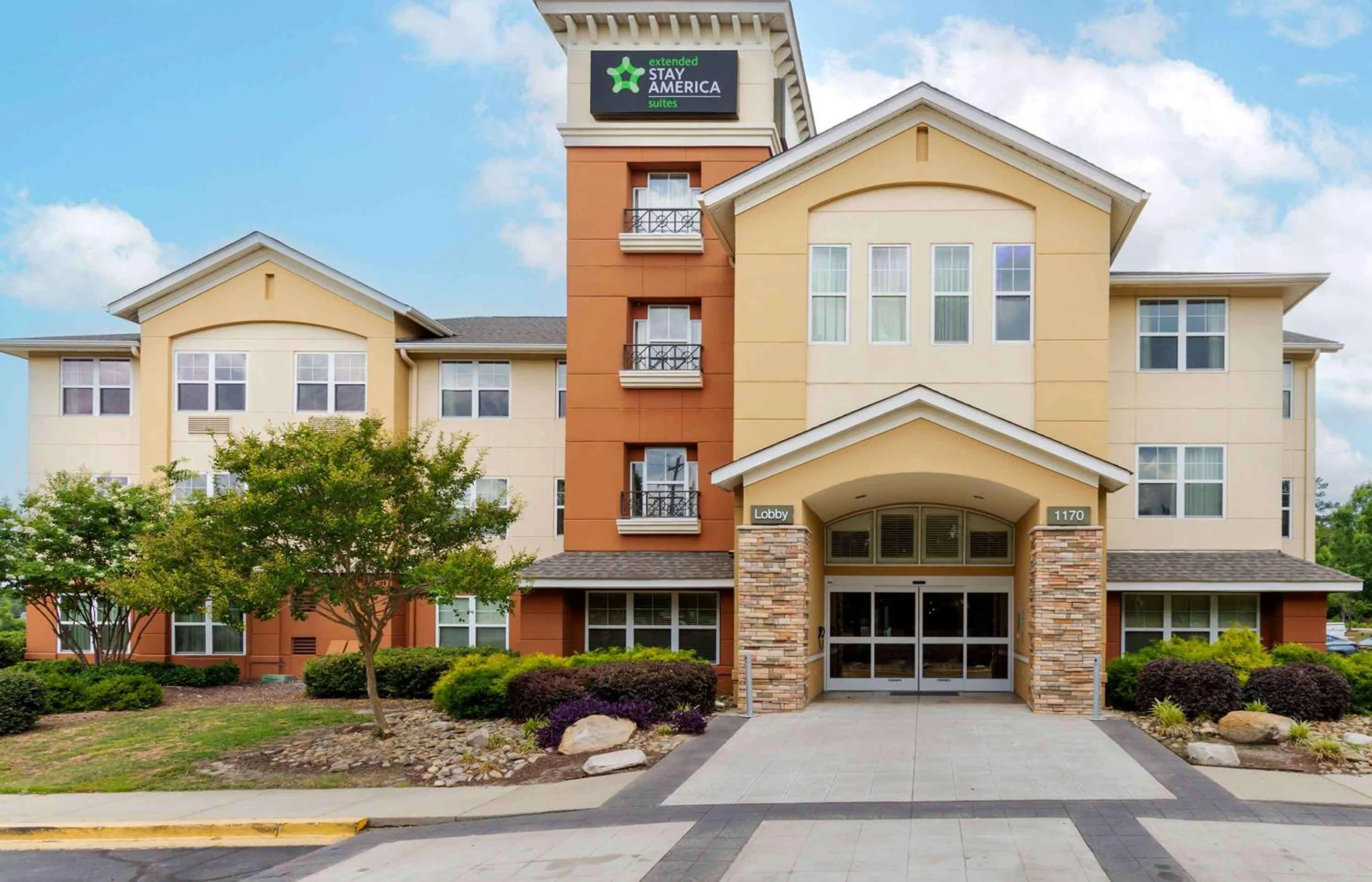 Property building in Extended Stay America Suites - Columbia - Northwest Harbison
