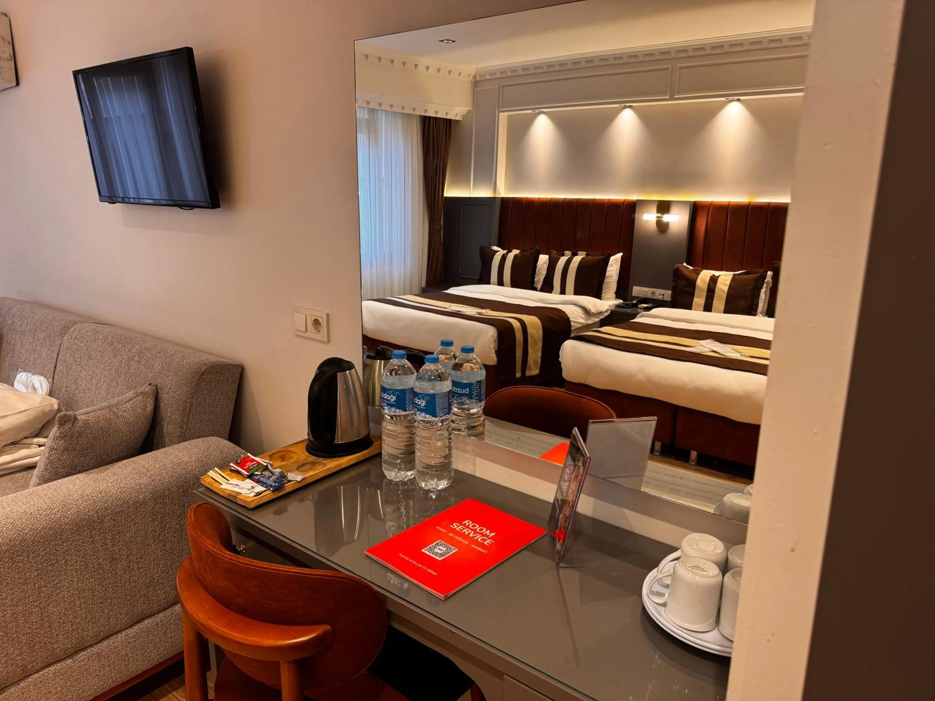 Photo of the whole room, Bed in The PeraPort Hotel