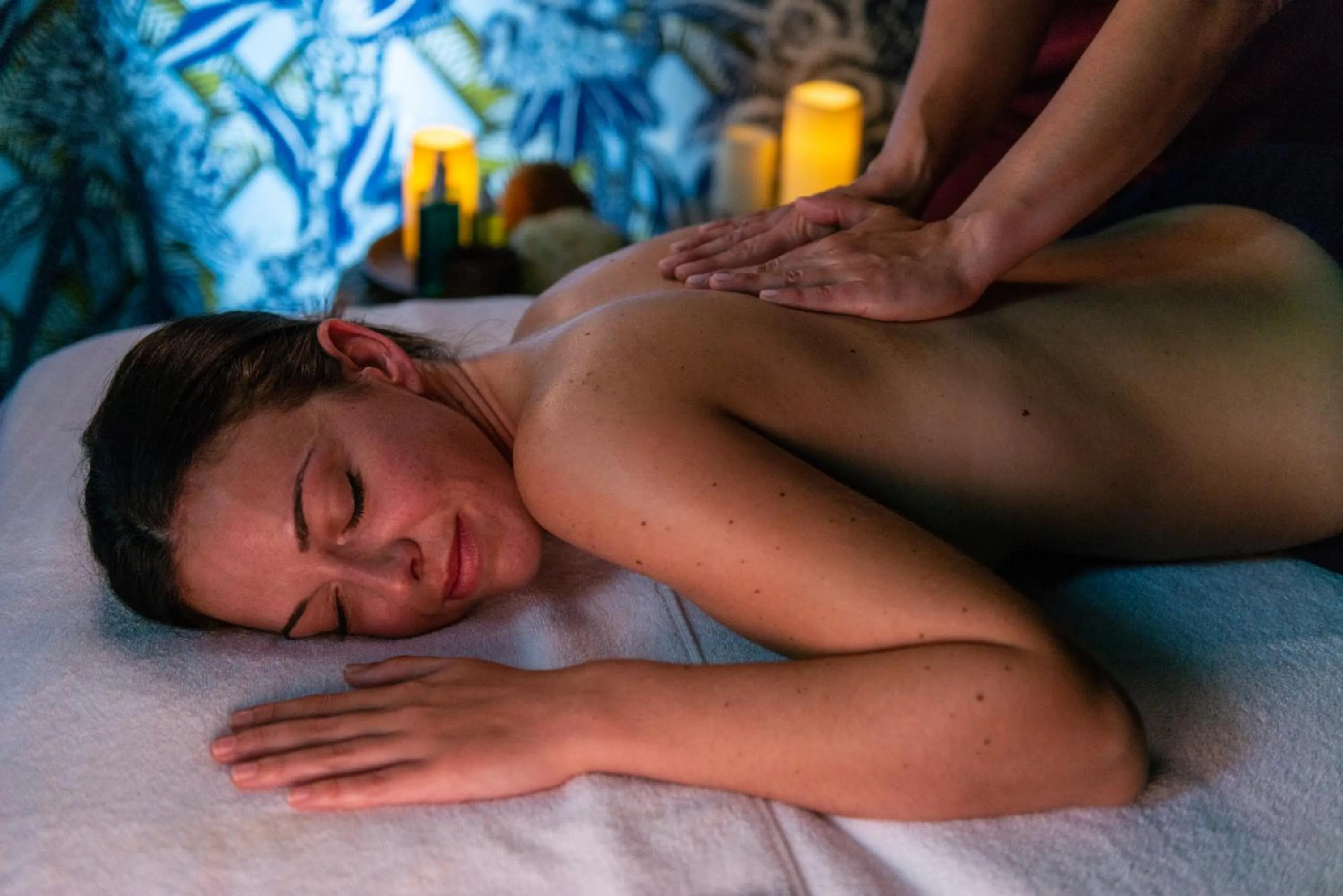 Massage in Les Etangs de Corot