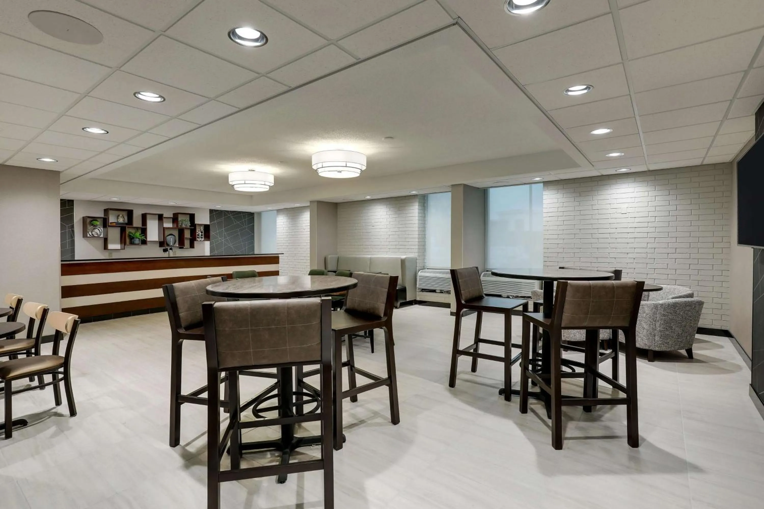 Food and drinks in Drury Inn & Suites Cape Girardeau