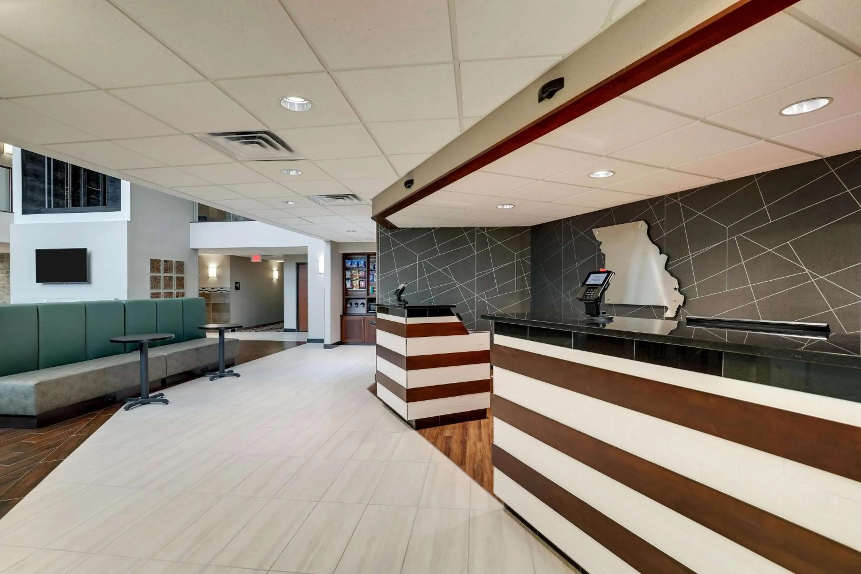 Lobby or reception in Drury Inn & Suites Cape Girardeau