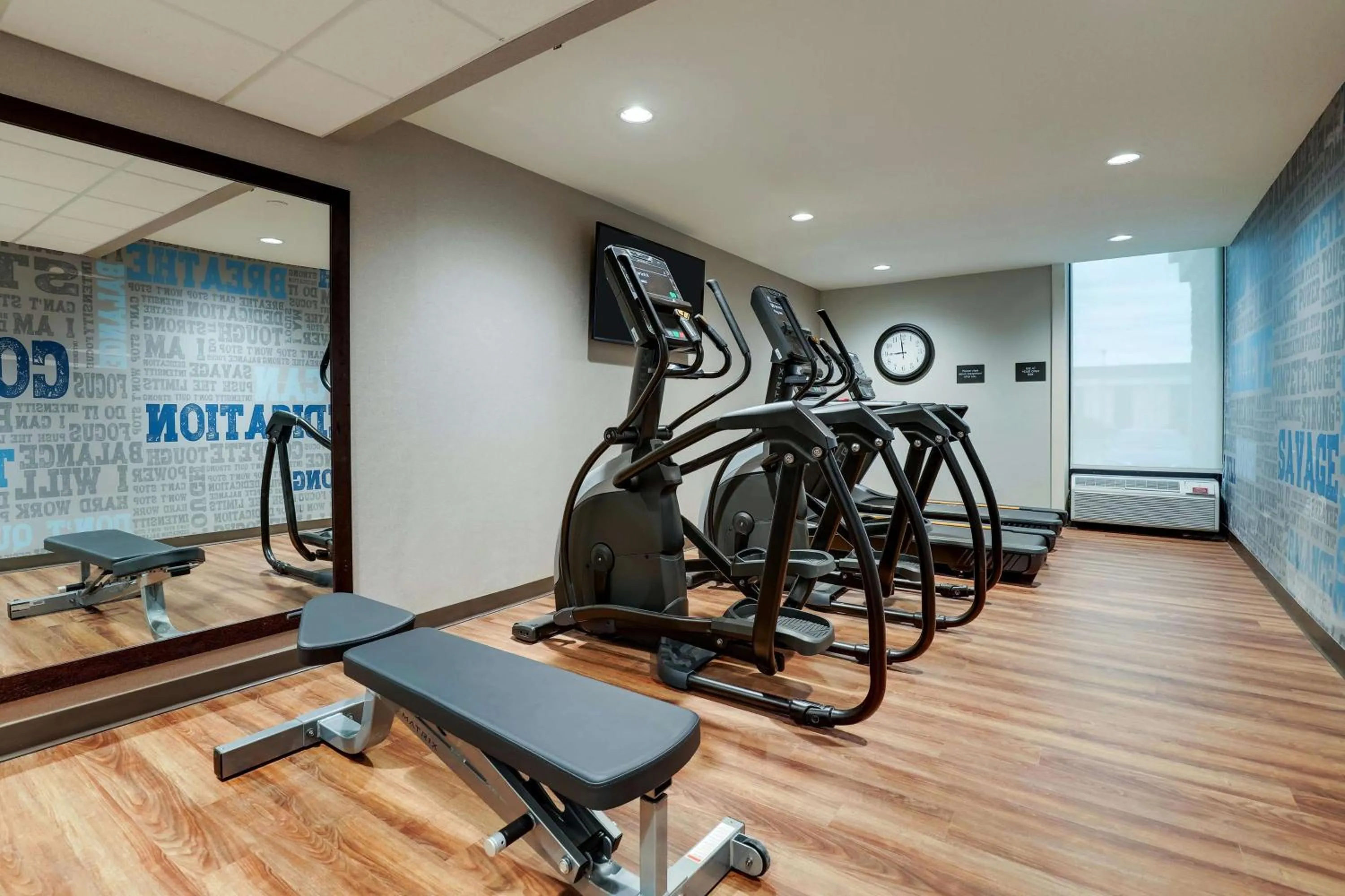 Fitness centre/facilities in Drury Inn & Suites Cape Girardeau