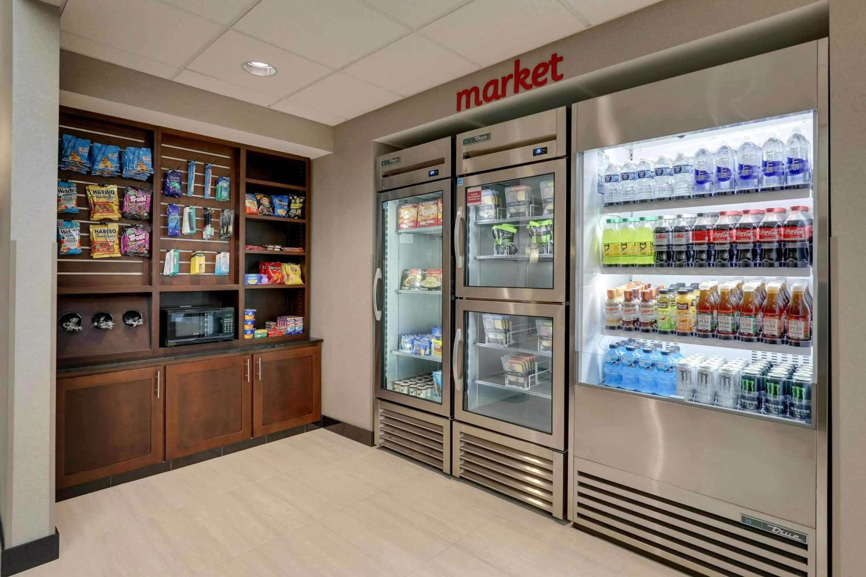 Property building in Drury Inn & Suites Cape Girardeau