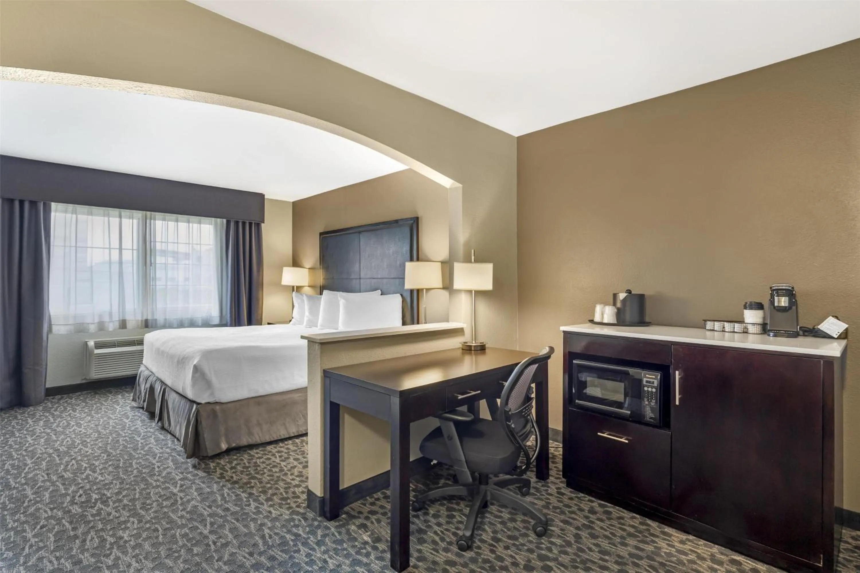 Bedroom, Bed in Best Western Plus Aberdeen