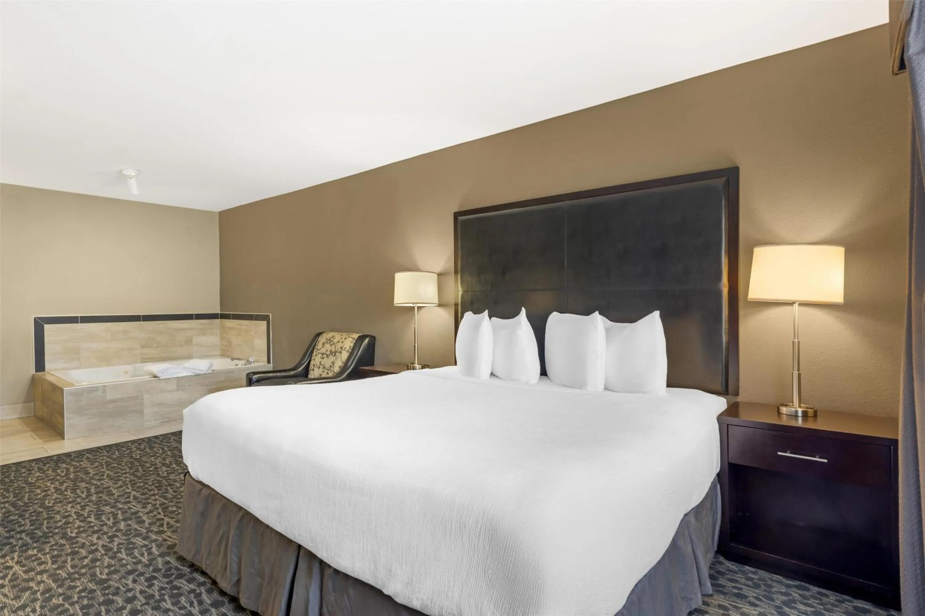 Bedroom, Bed in Best Western Plus Aberdeen