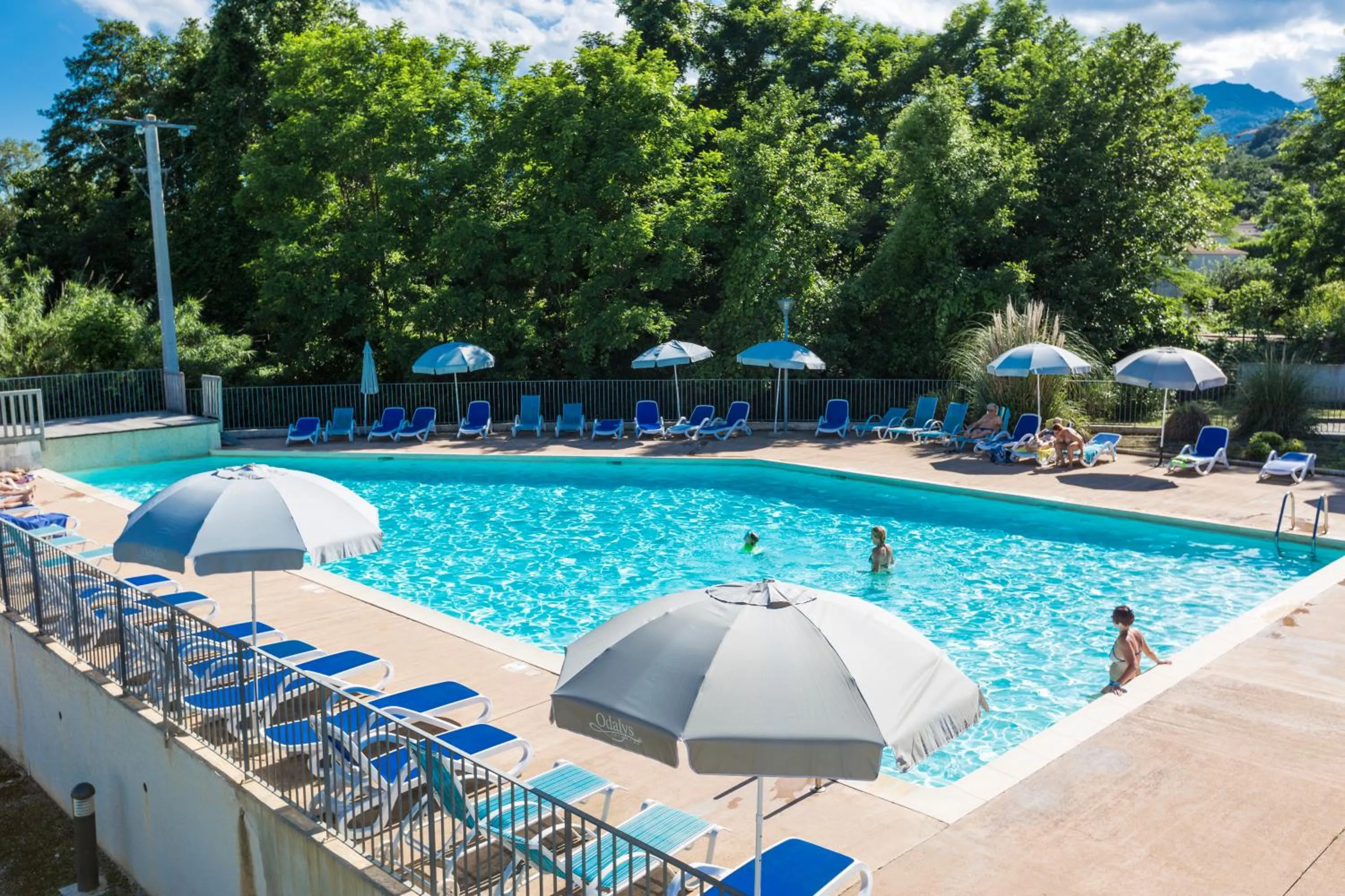 Swimming pool in Résidence Odalys Acqua Bella