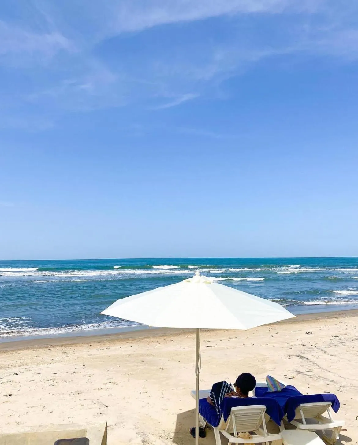 Day in Sunset Beach Hotel