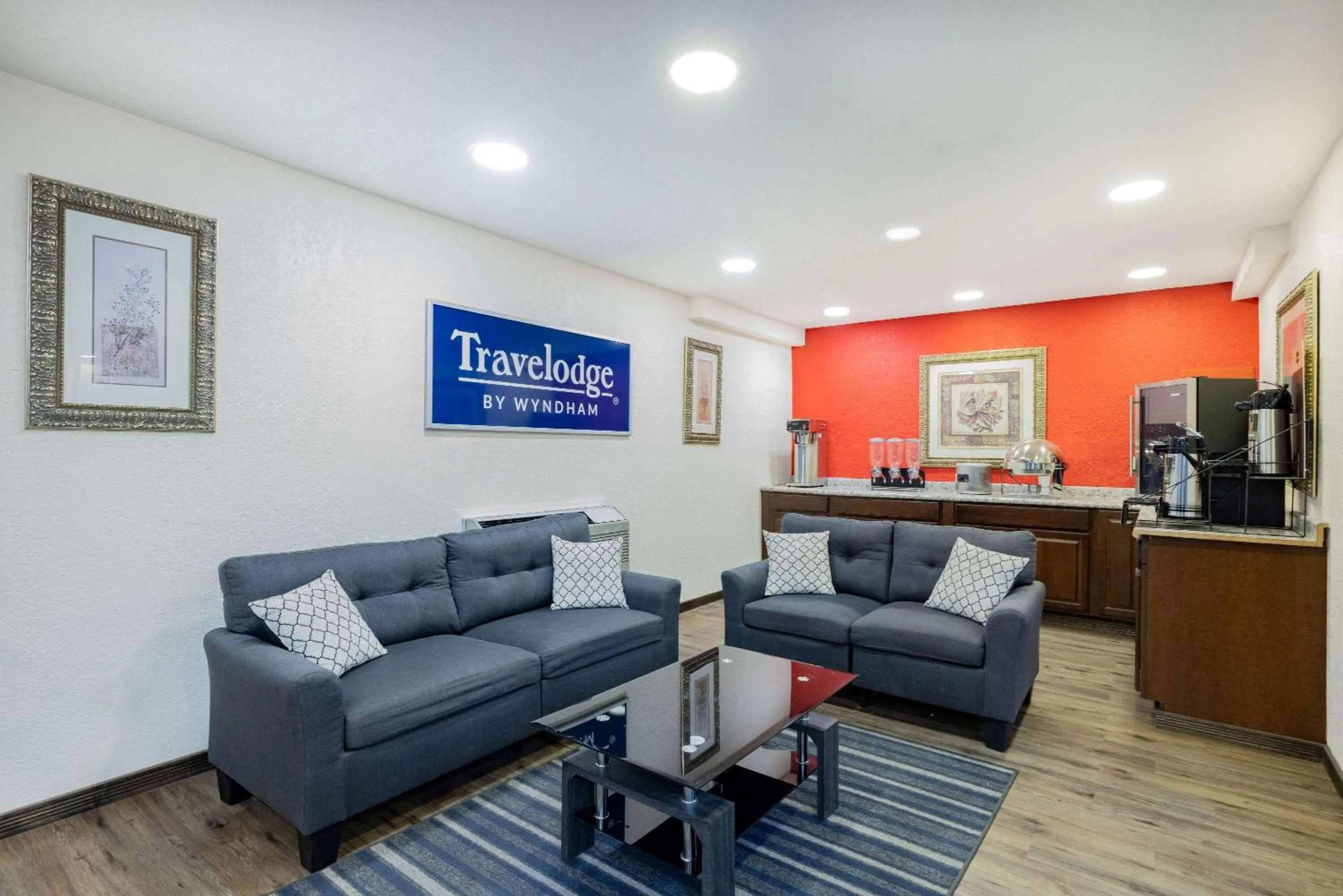Lobby or reception in Travelodge by Wyndham Miles City