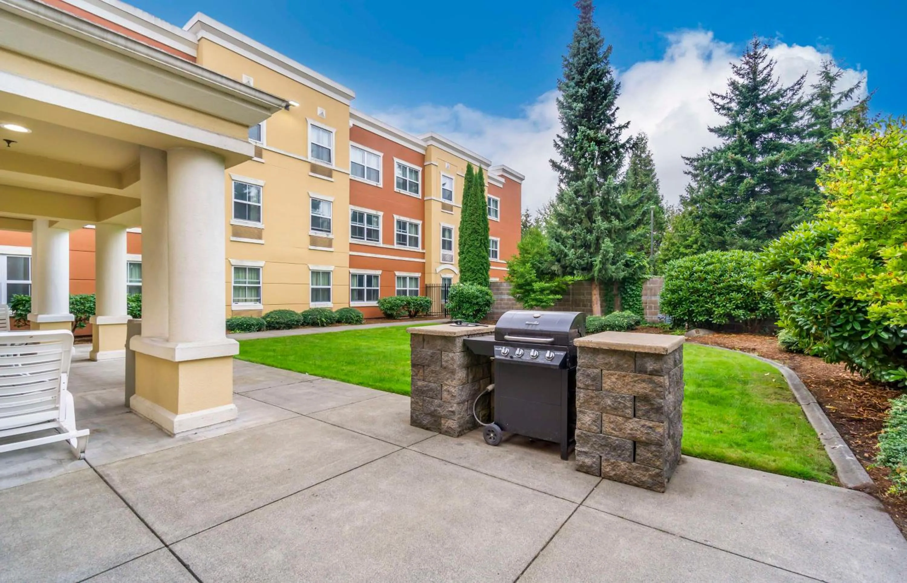 Property building in Extended Stay America Suites - Seattle - Everett - Silverlake