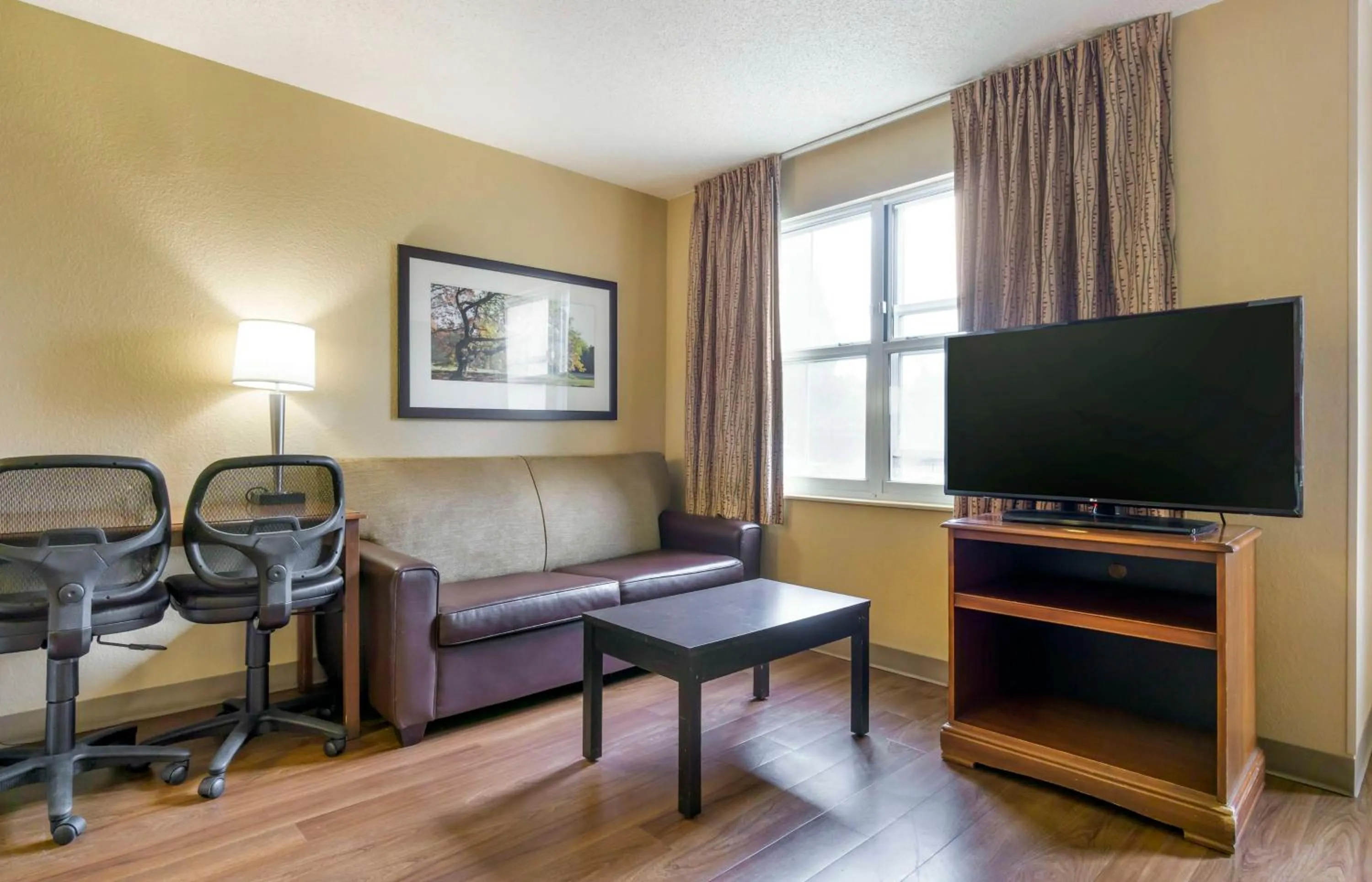 Bedroom in Extended Stay America Suites - Seattle - Everett - Silverlake