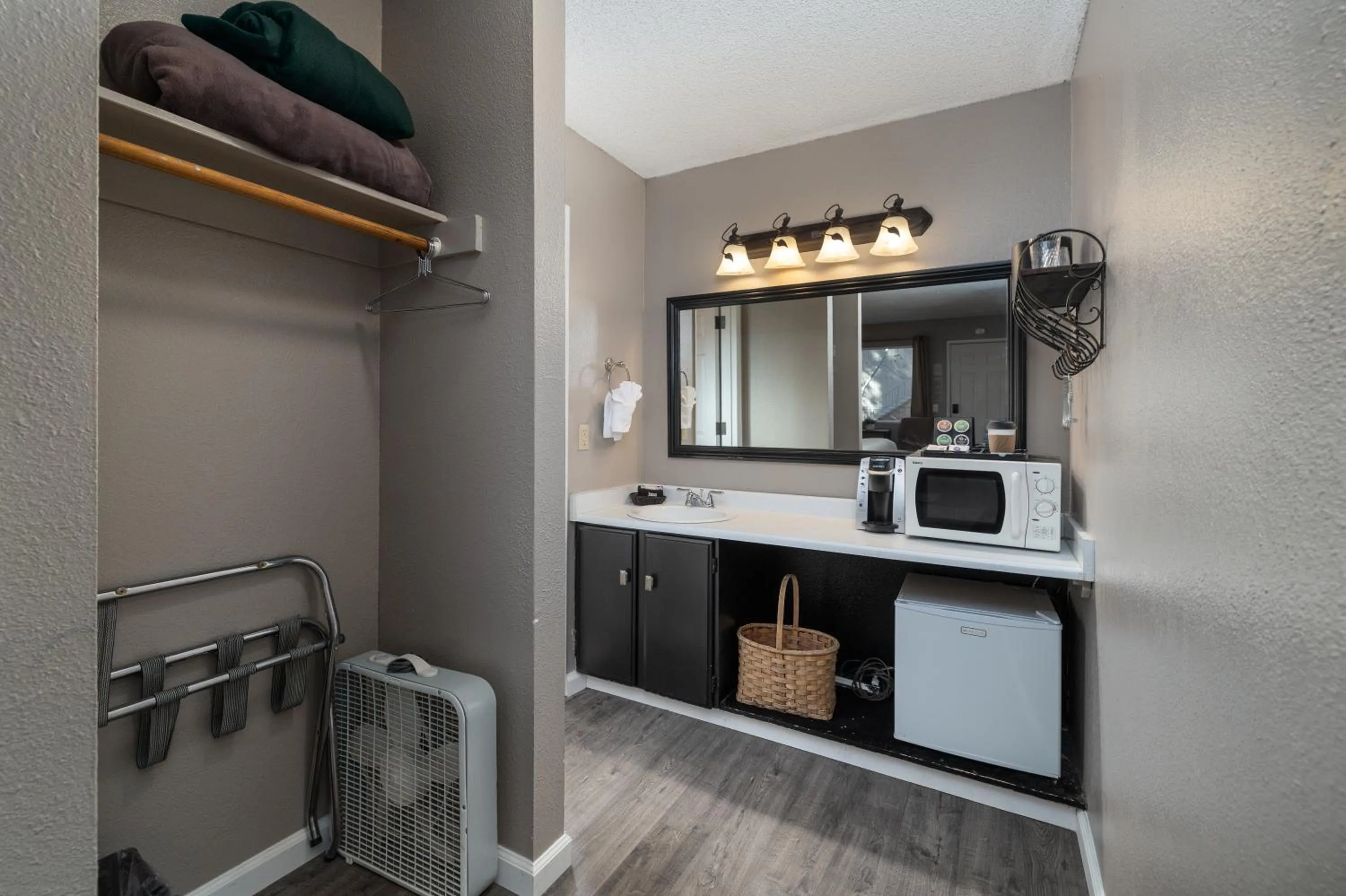 Coffee/tea facilities in The Alder Inn