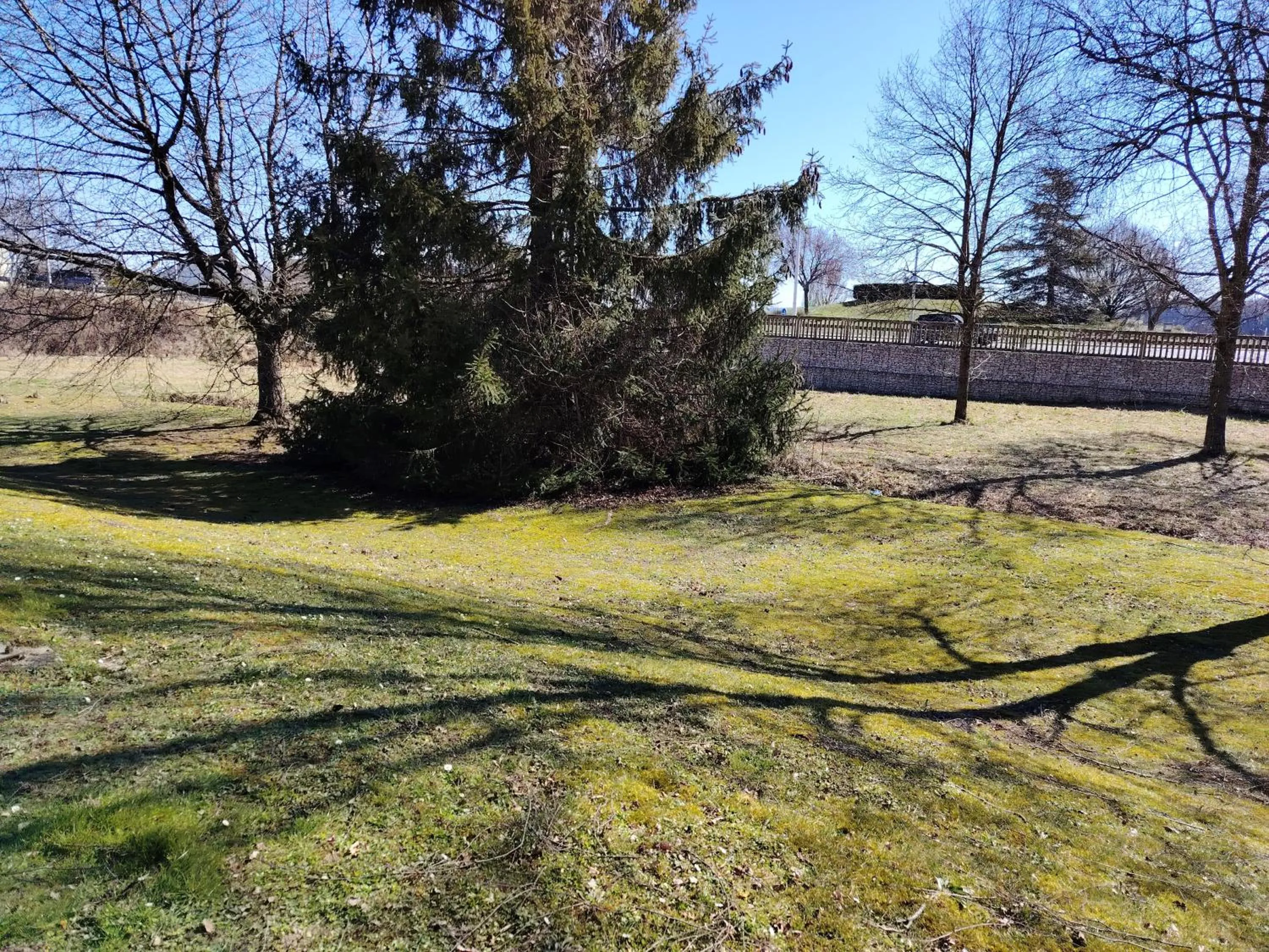 Property building in Kyriad Laon