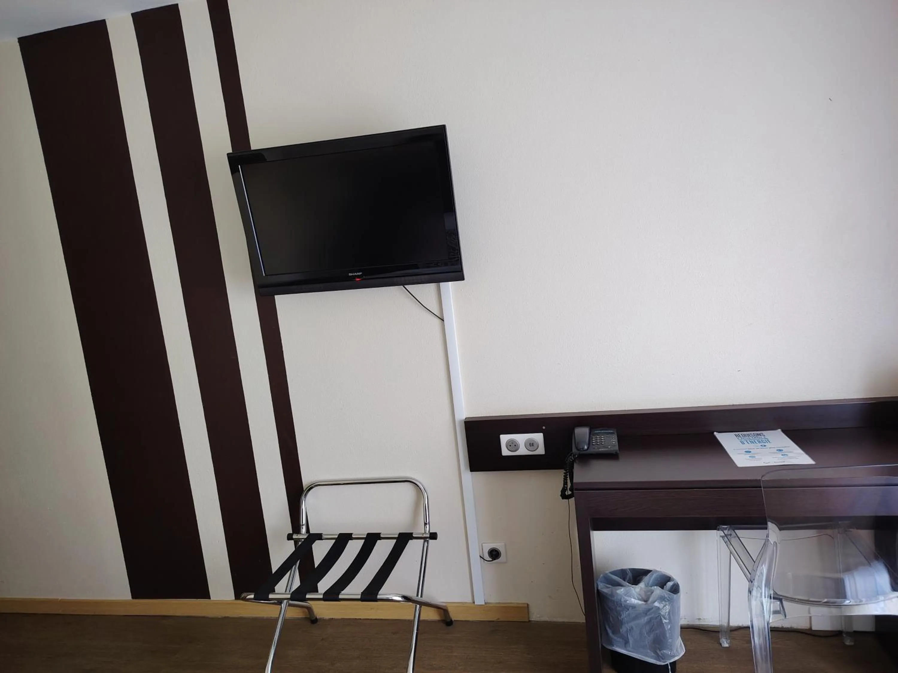 TV and multimedia in Kyriad Laon