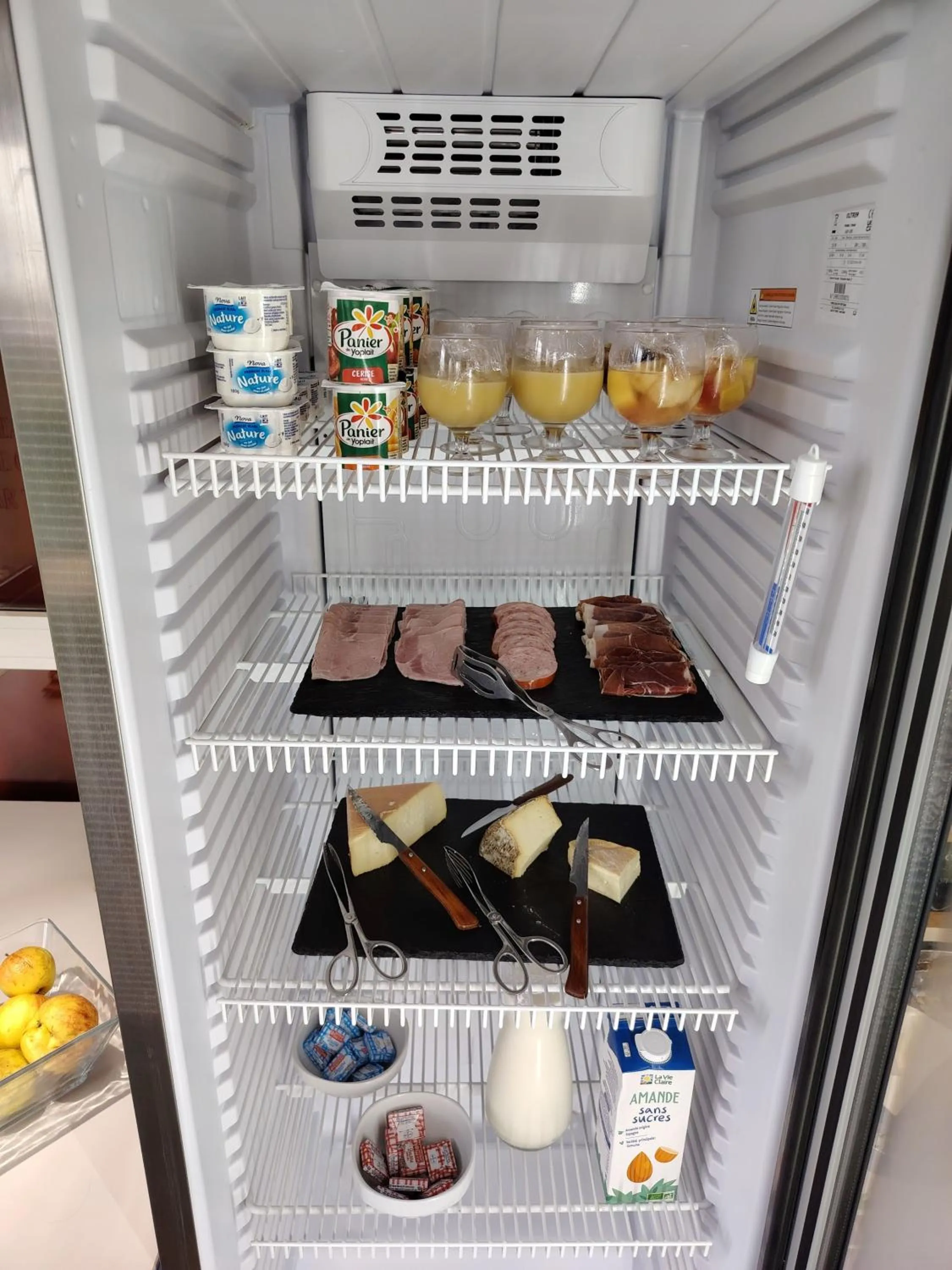 Breakfast in Kyriad Laon