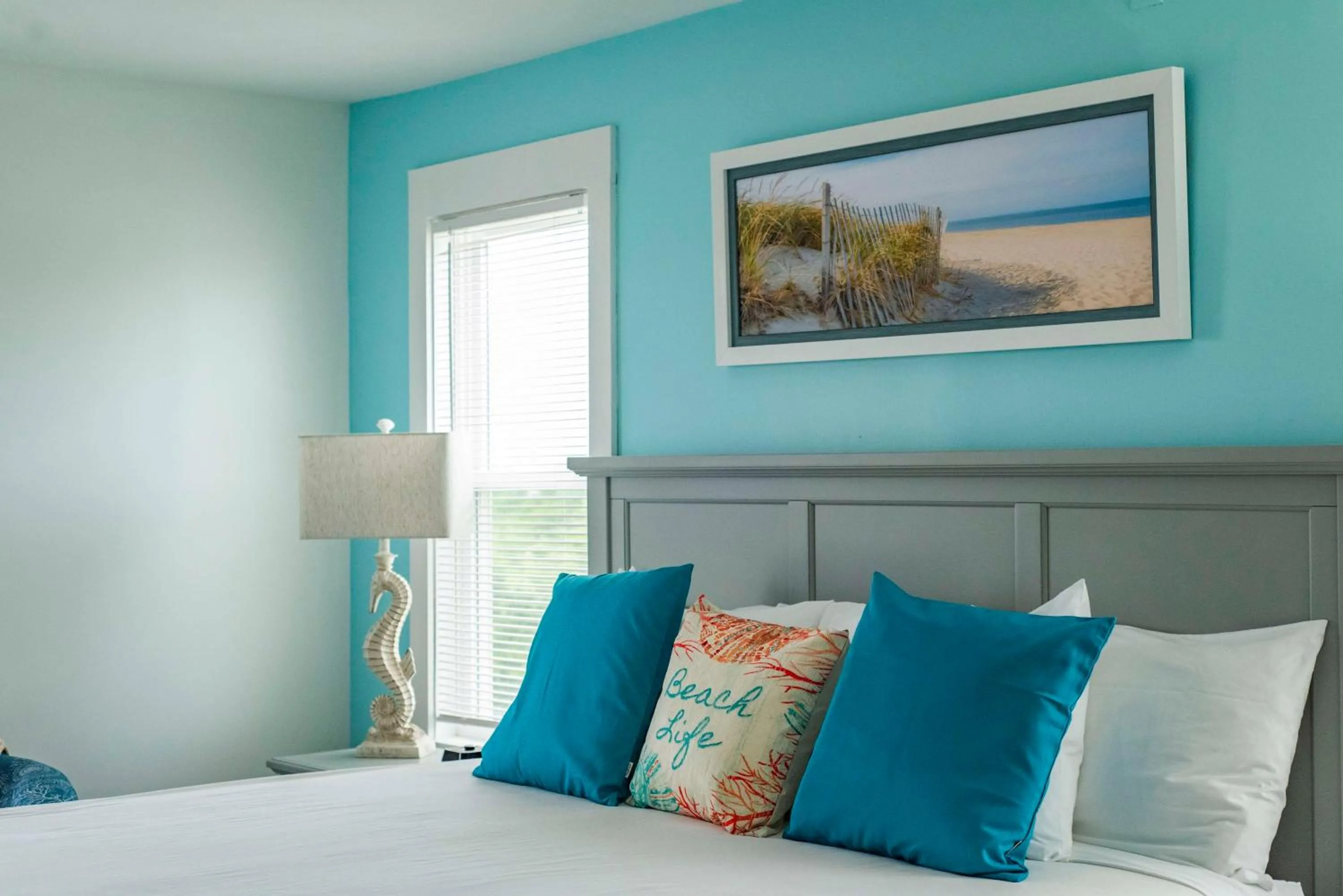 Bedroom, Bed in The Sanderling