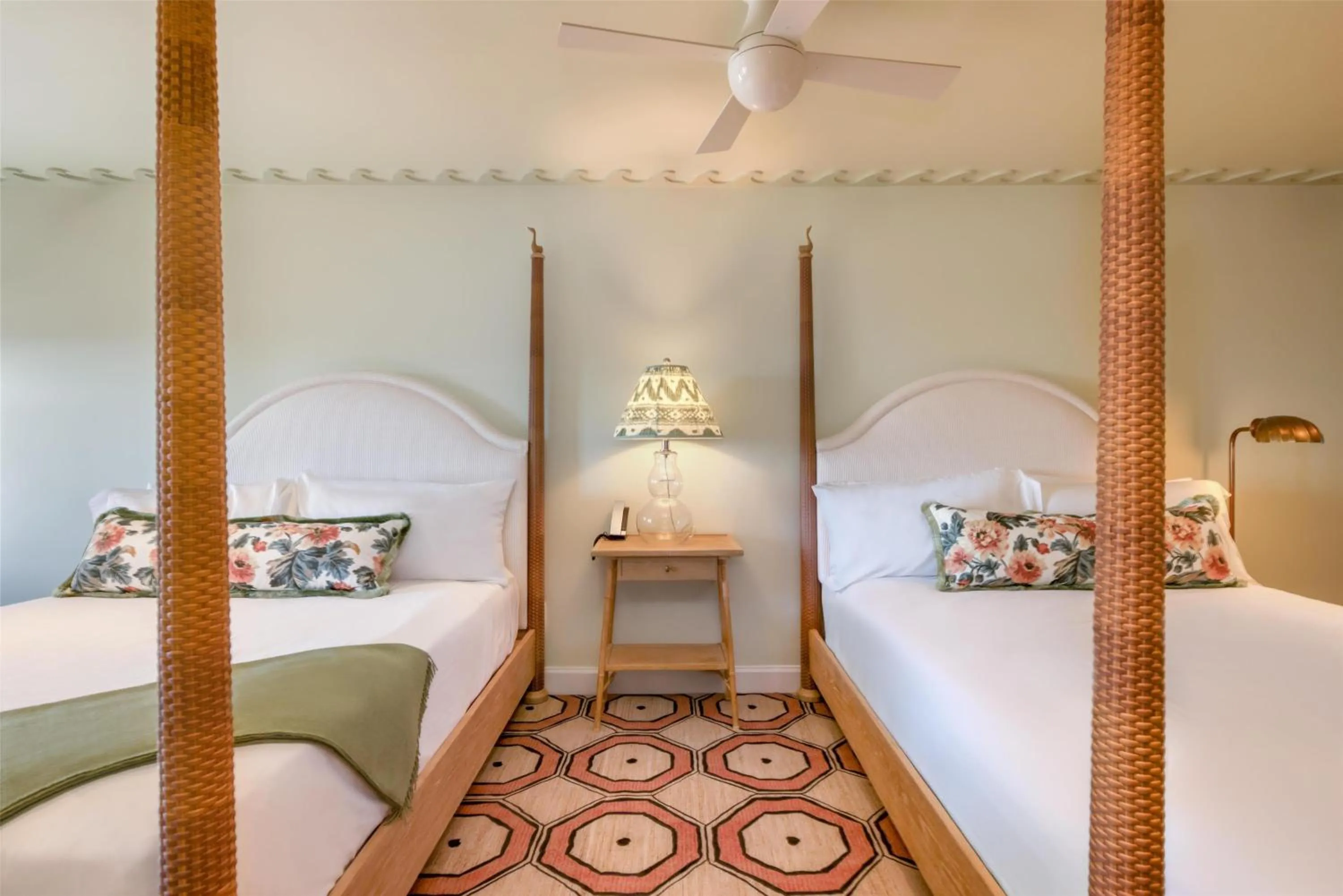 Bedroom, Bed in The Sanderling